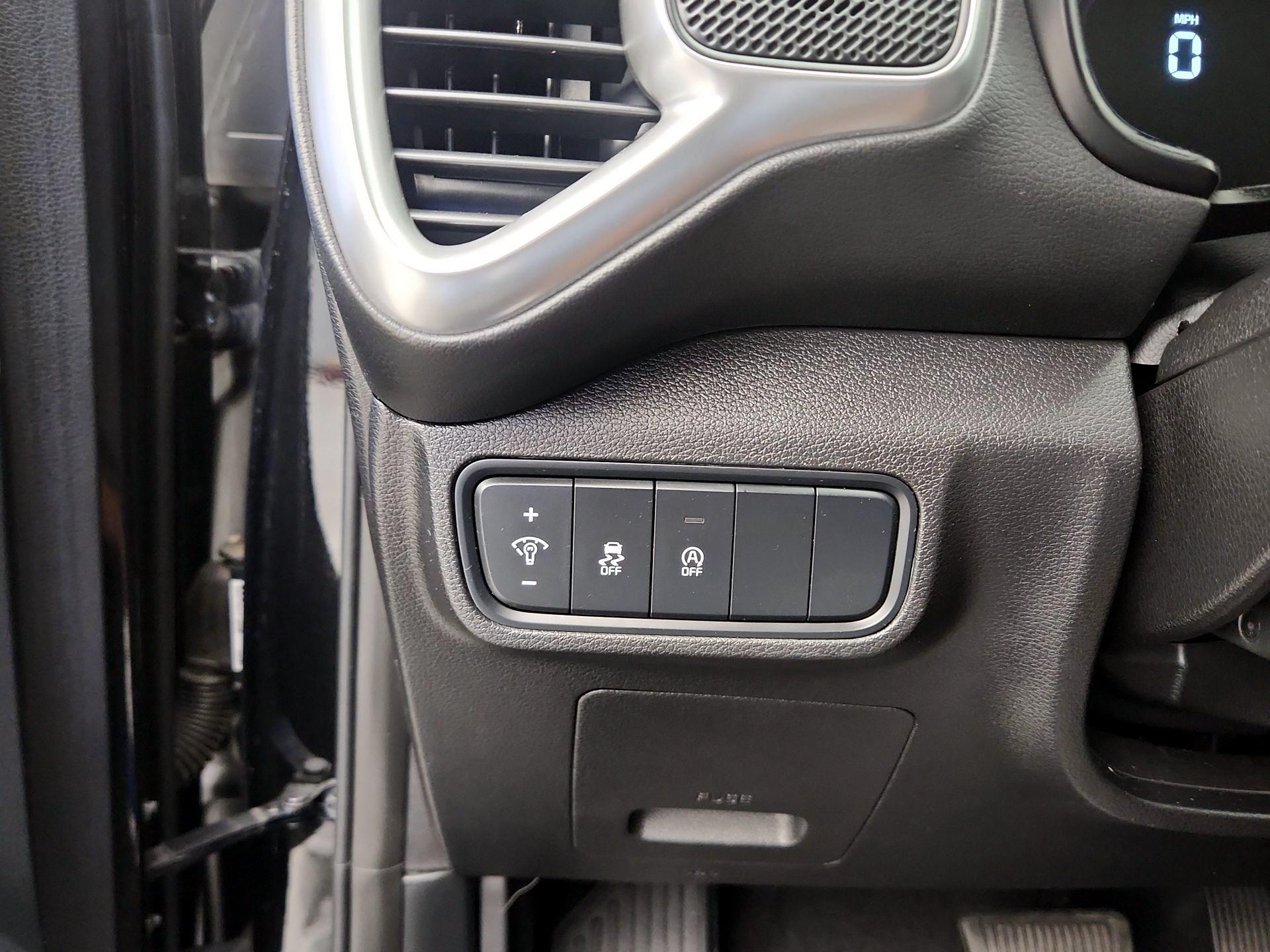 Thumbnail: 2023 Kia Soul - 13