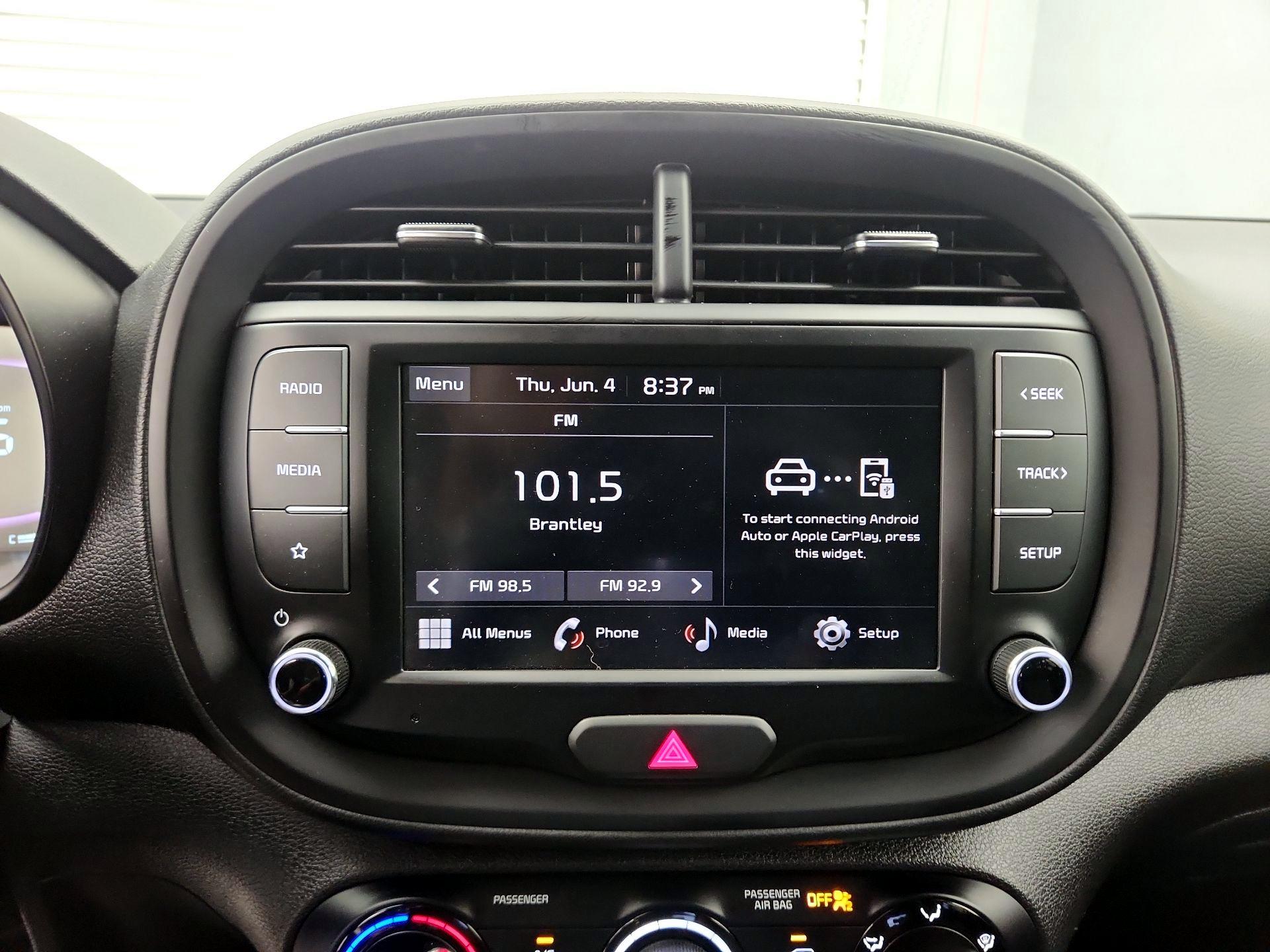 Thumbnail: 2023 Kia Soul - 15