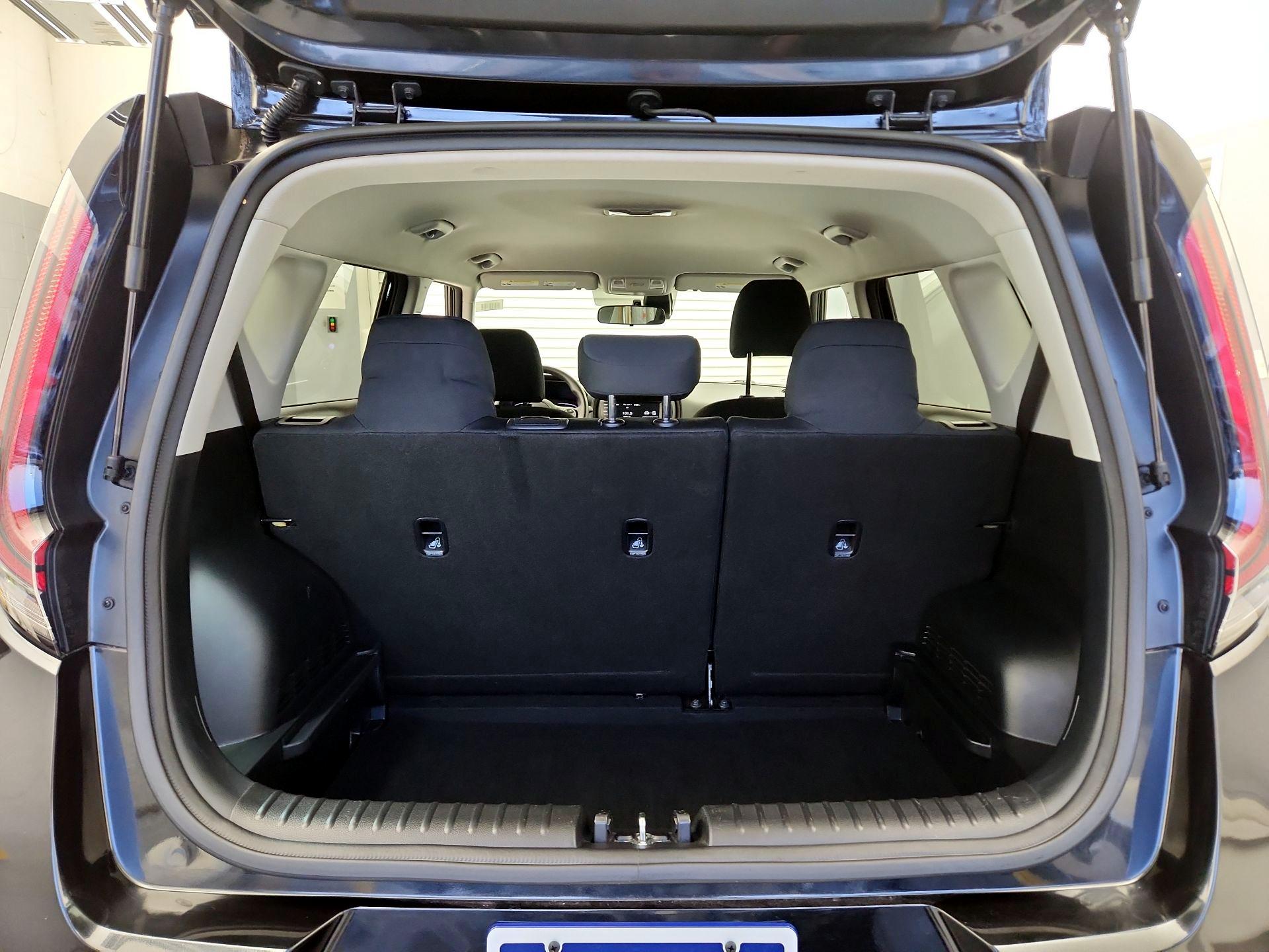 Thumbnail: 2023 Kia Soul - 20