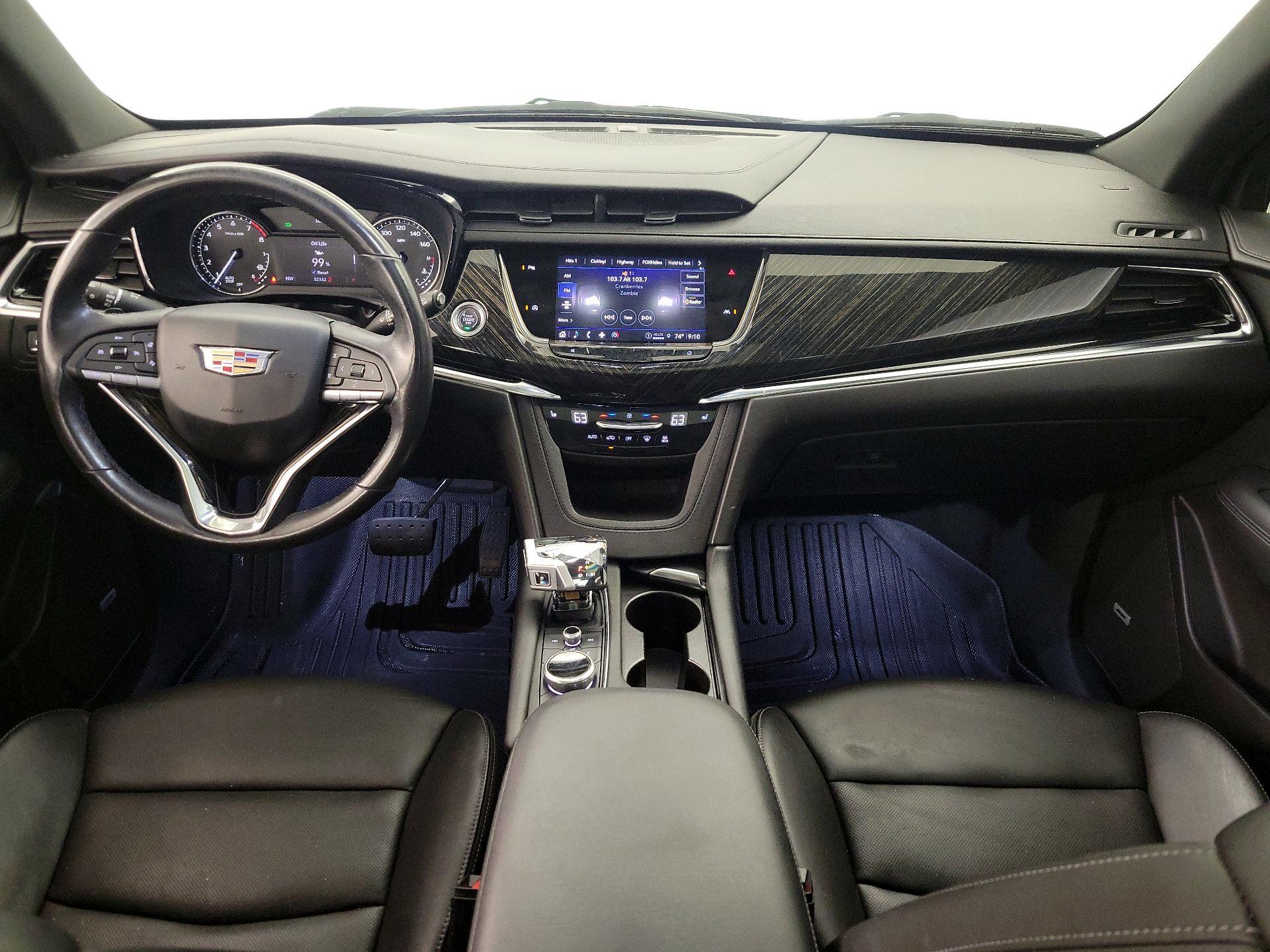 Thumbnail: 2022 Cadillac XT6 - 9