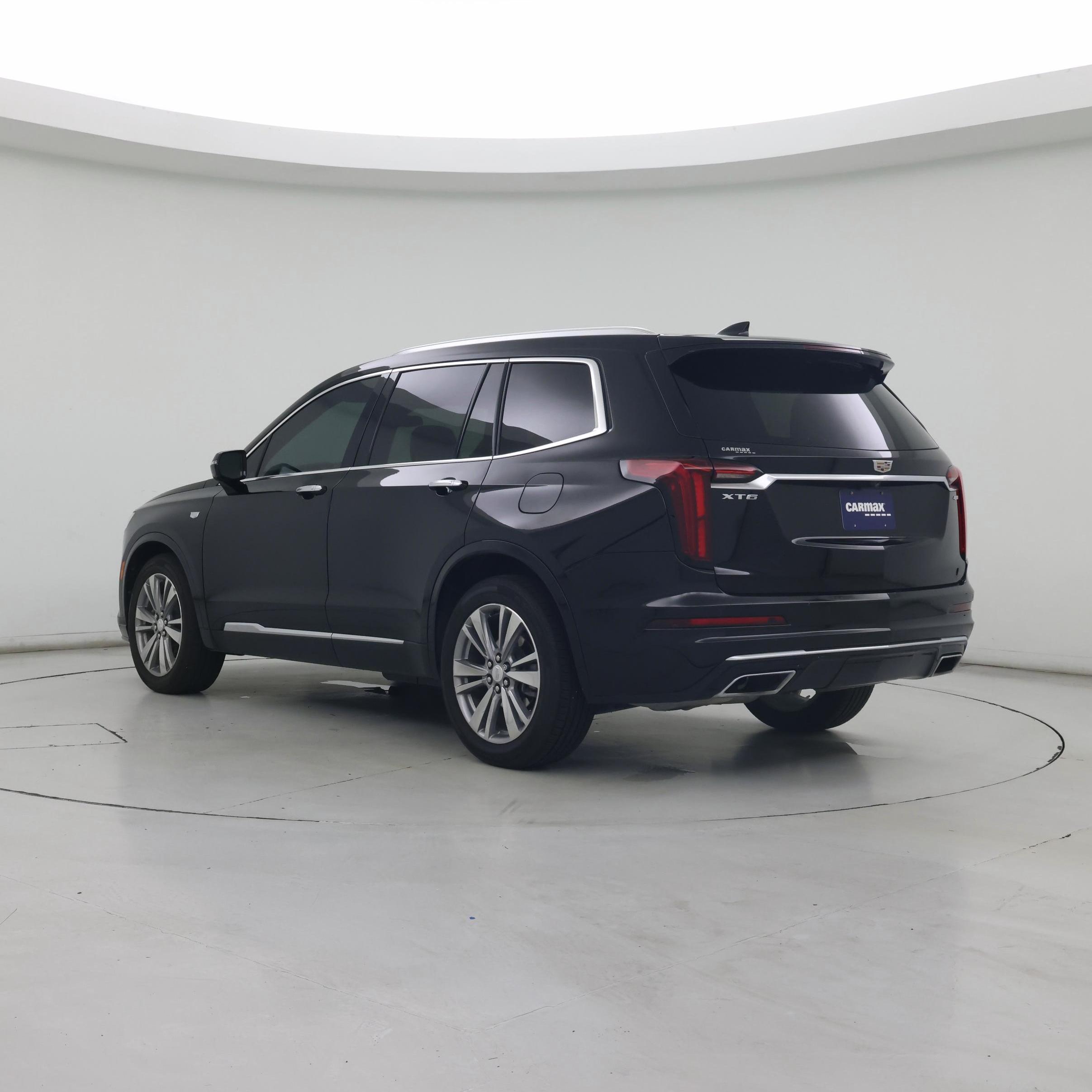Thumbnail: 2022 Cadillac XT6 - 2