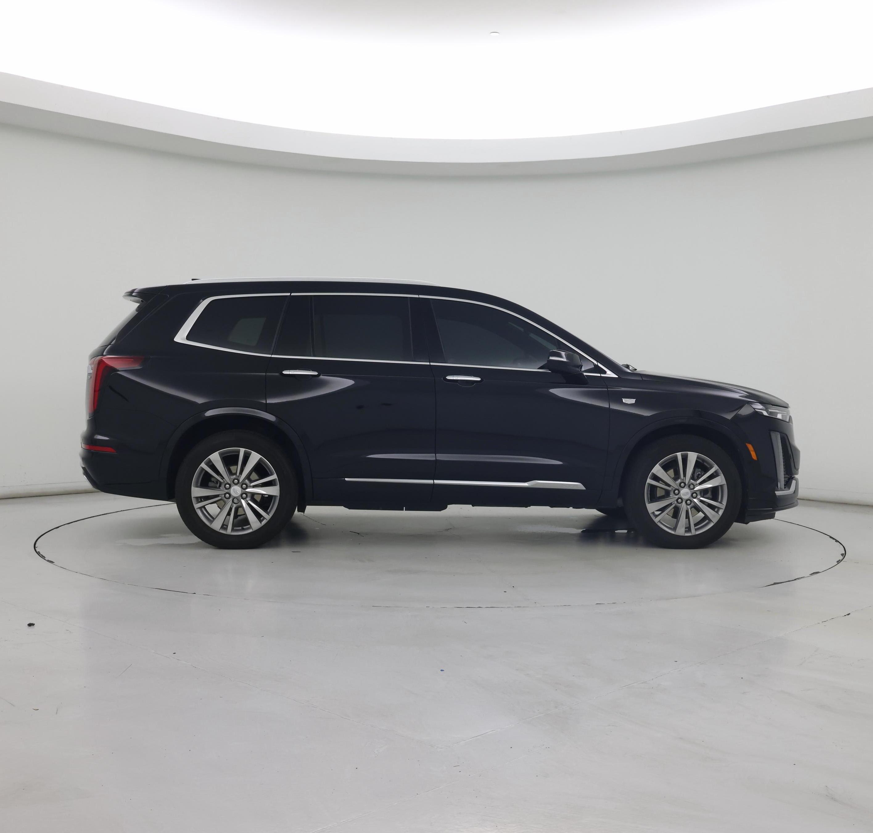 Thumbnail: 2022 Cadillac XT6 - 7