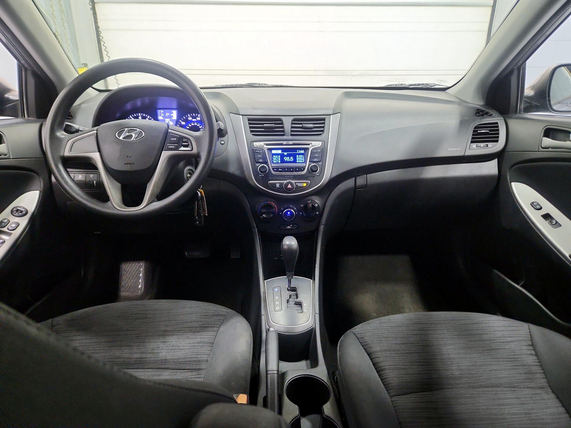 Thumbnail: 2016 Hyundai Accent - 9