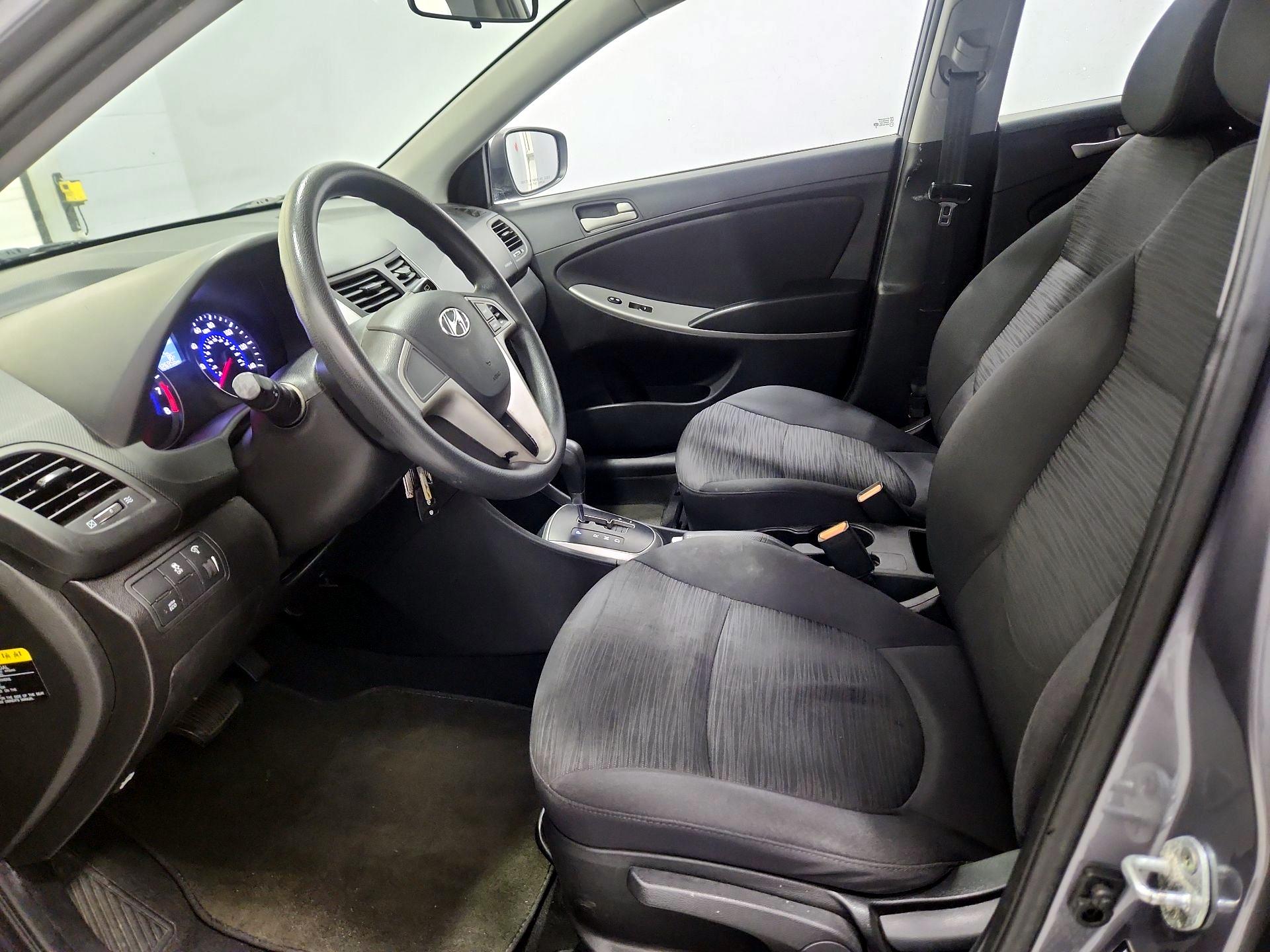 Thumbnail: 2016 Hyundai Accent - 11