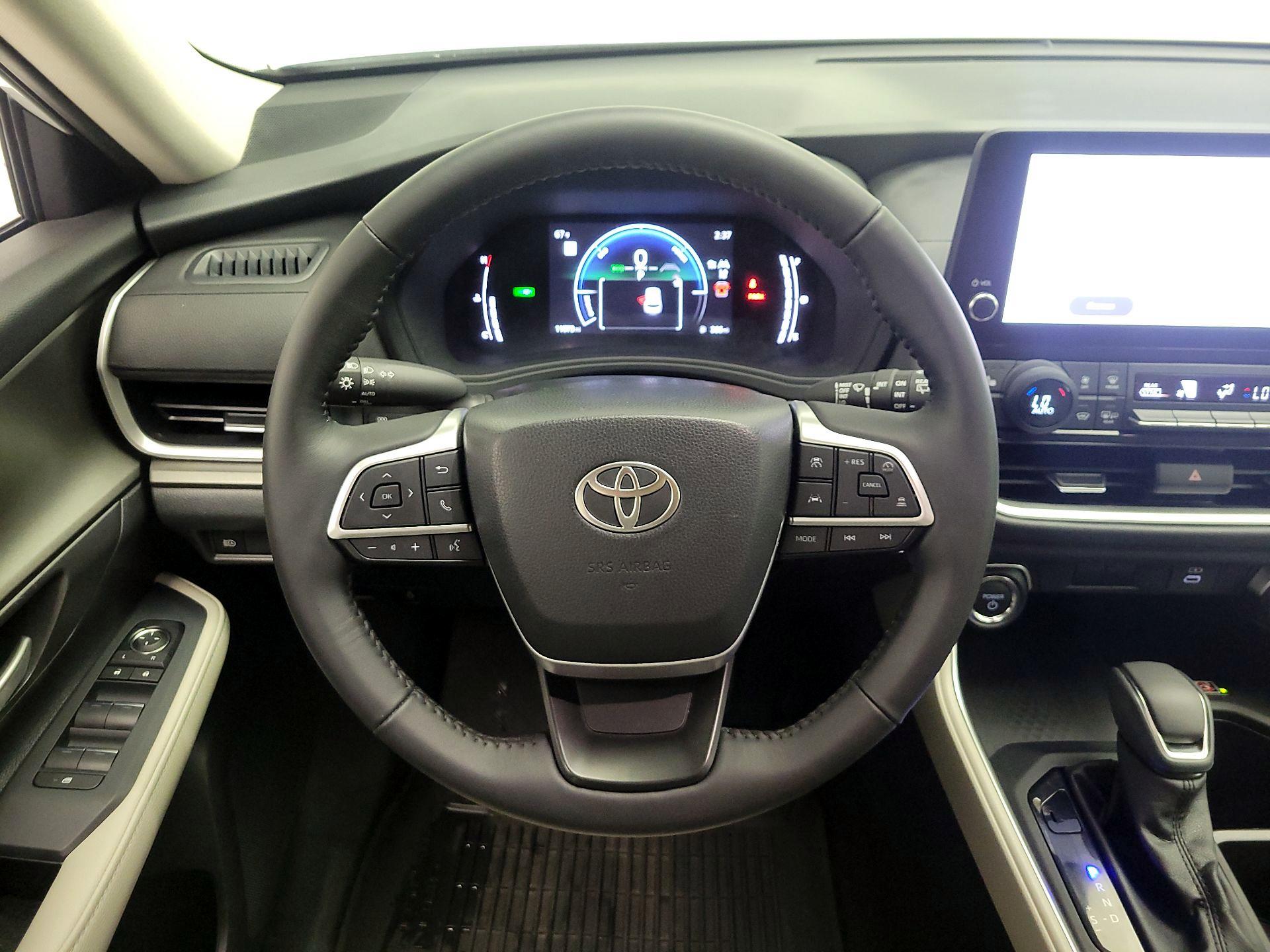 Thumbnail: 2026 Toyota Highlander - 10
