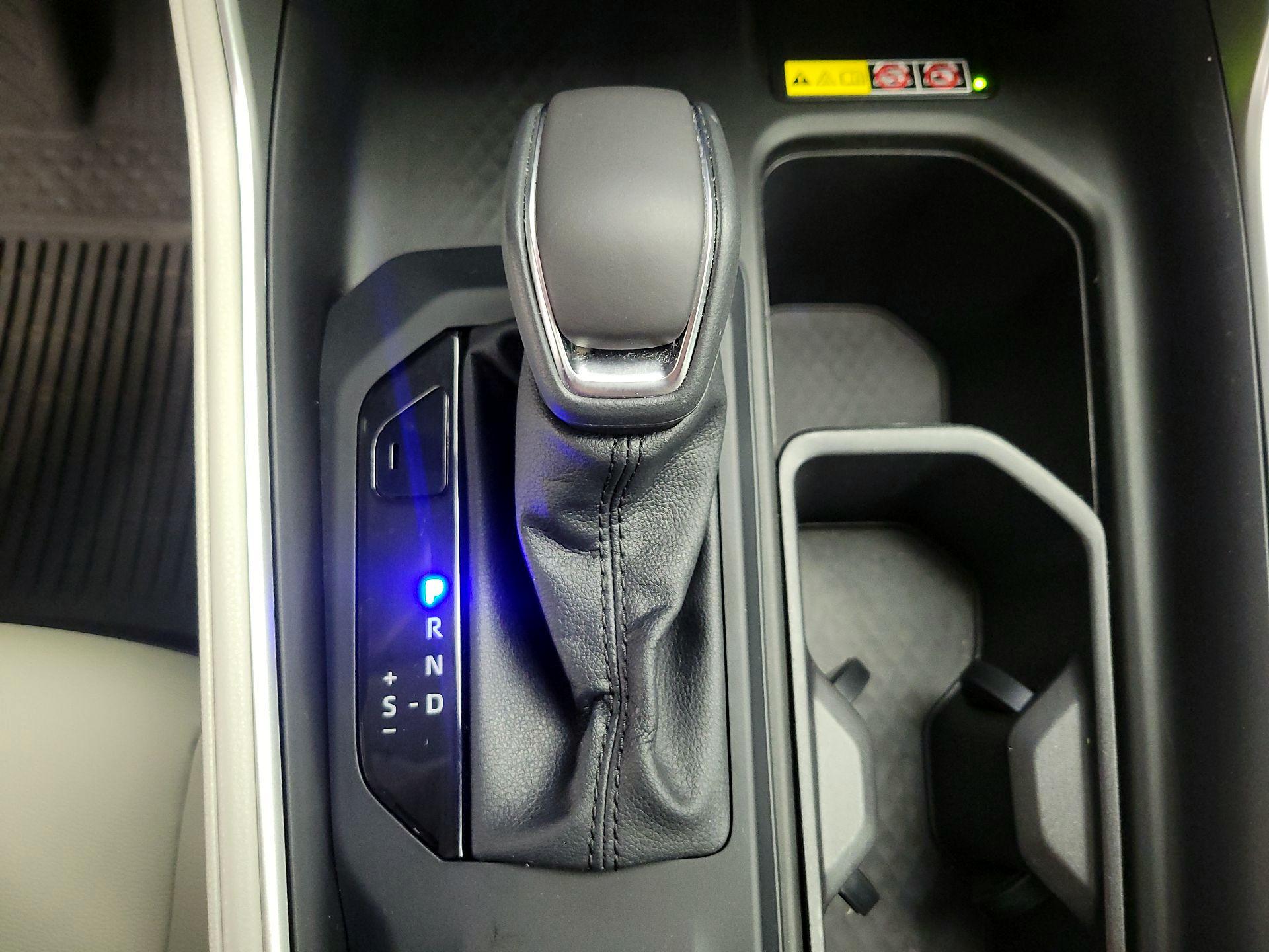 Thumbnail: 2026 Toyota Highlander - 16