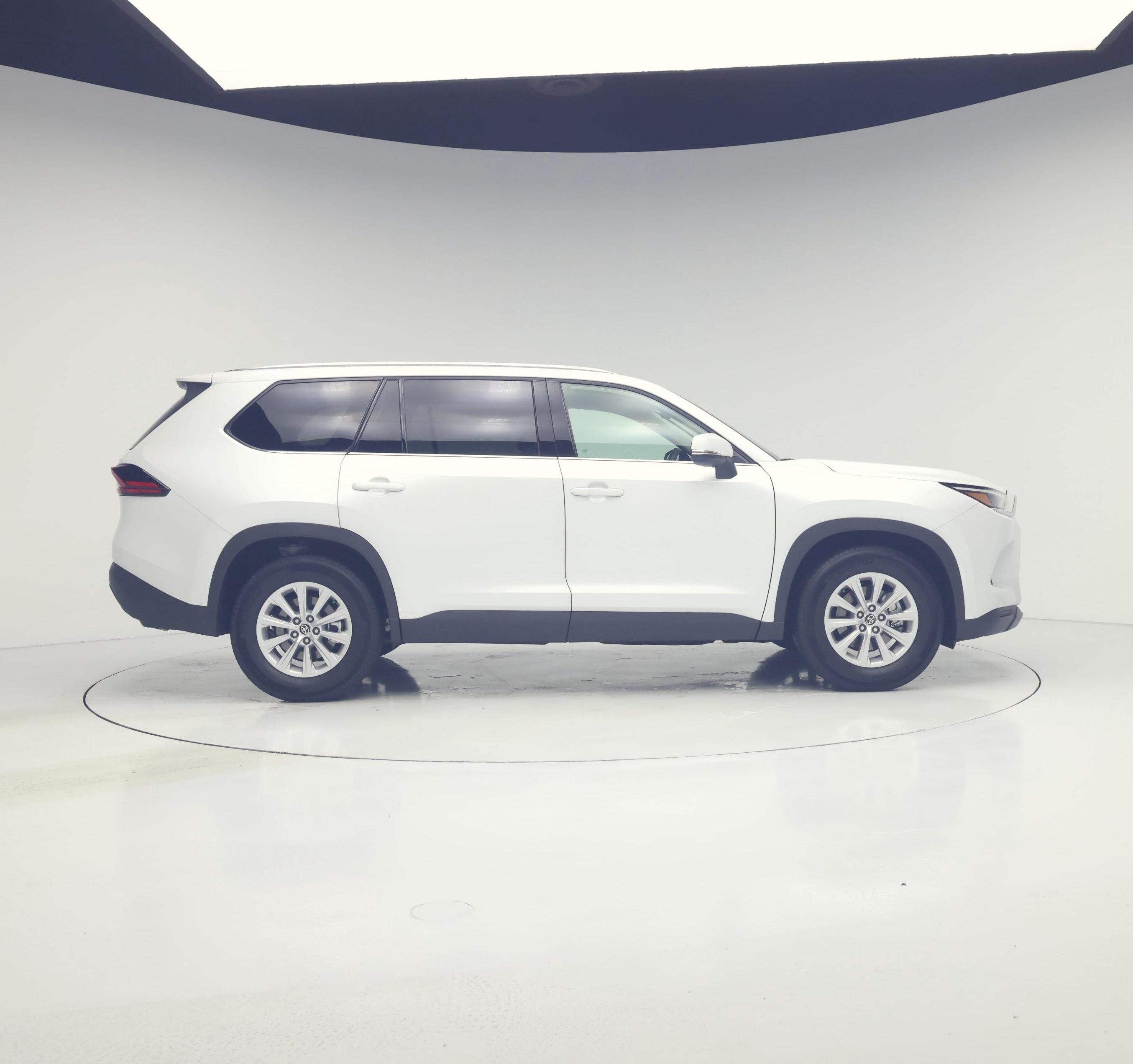 Thumbnail: 2026 Toyota Highlander - 7