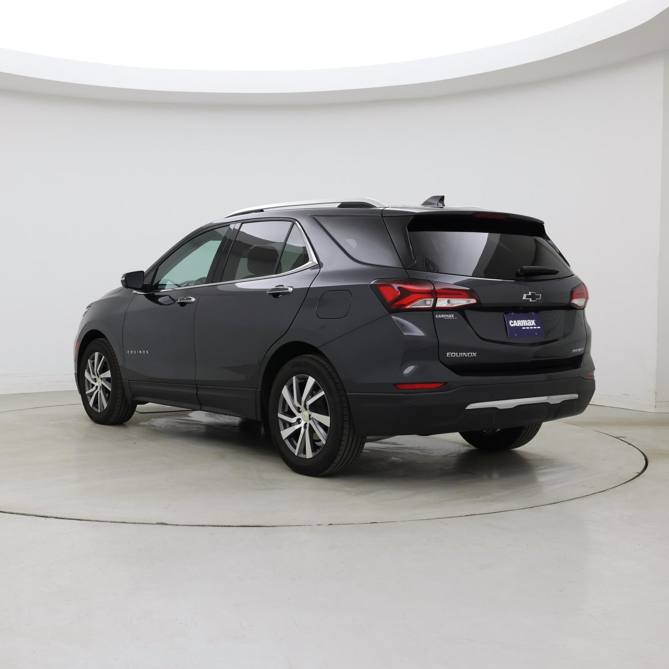 Thumbnail: 2022 Chevrolet Equinox - 2