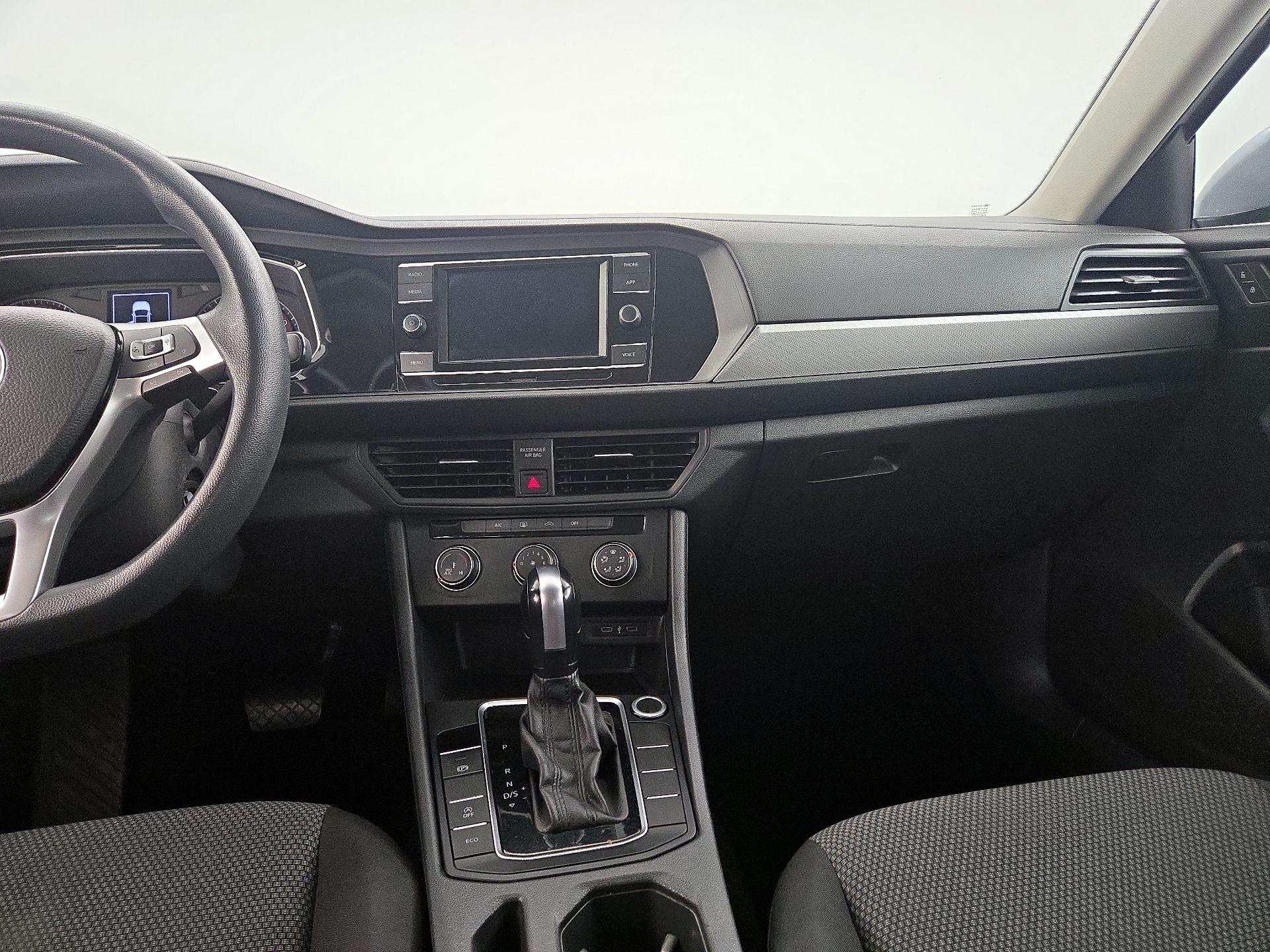 Thumbnail: 2021 Volkswagen Jetta - 9