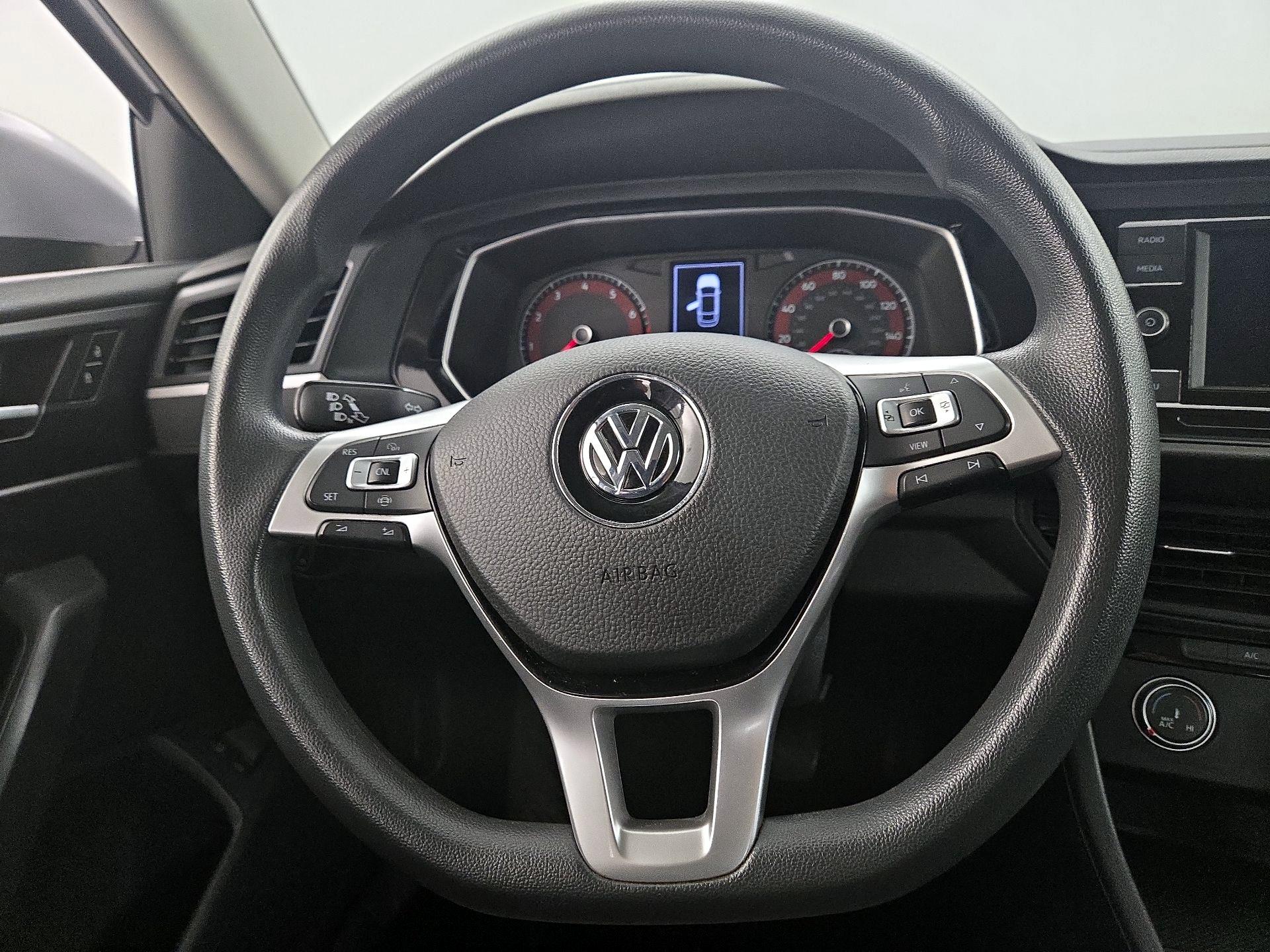 Thumbnail: 2021 Volkswagen Jetta - 10