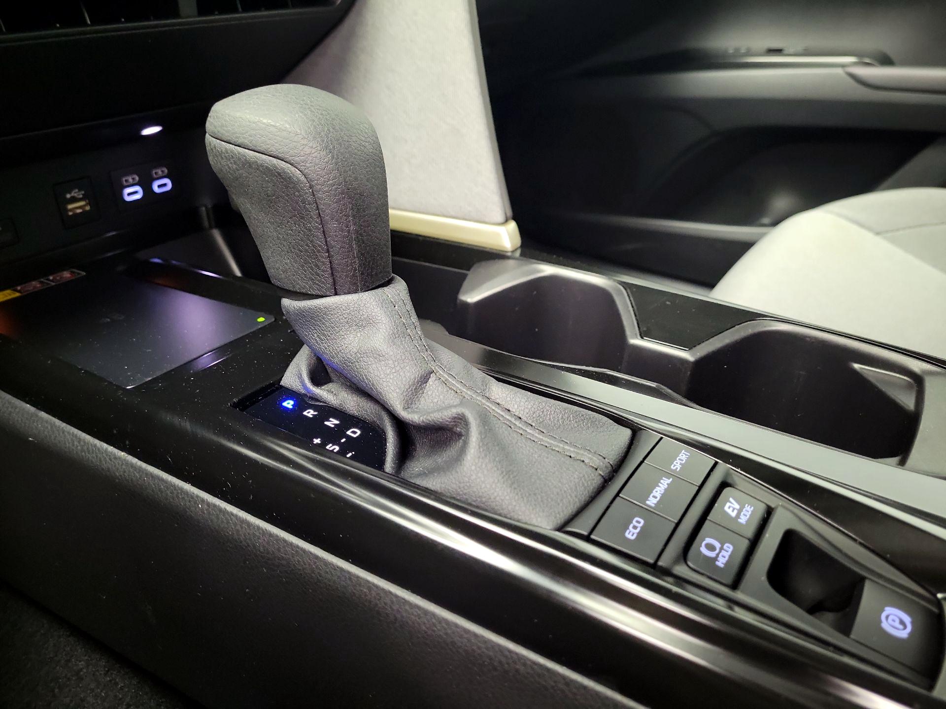Thumbnail: 2025 Toyota Camry - 17