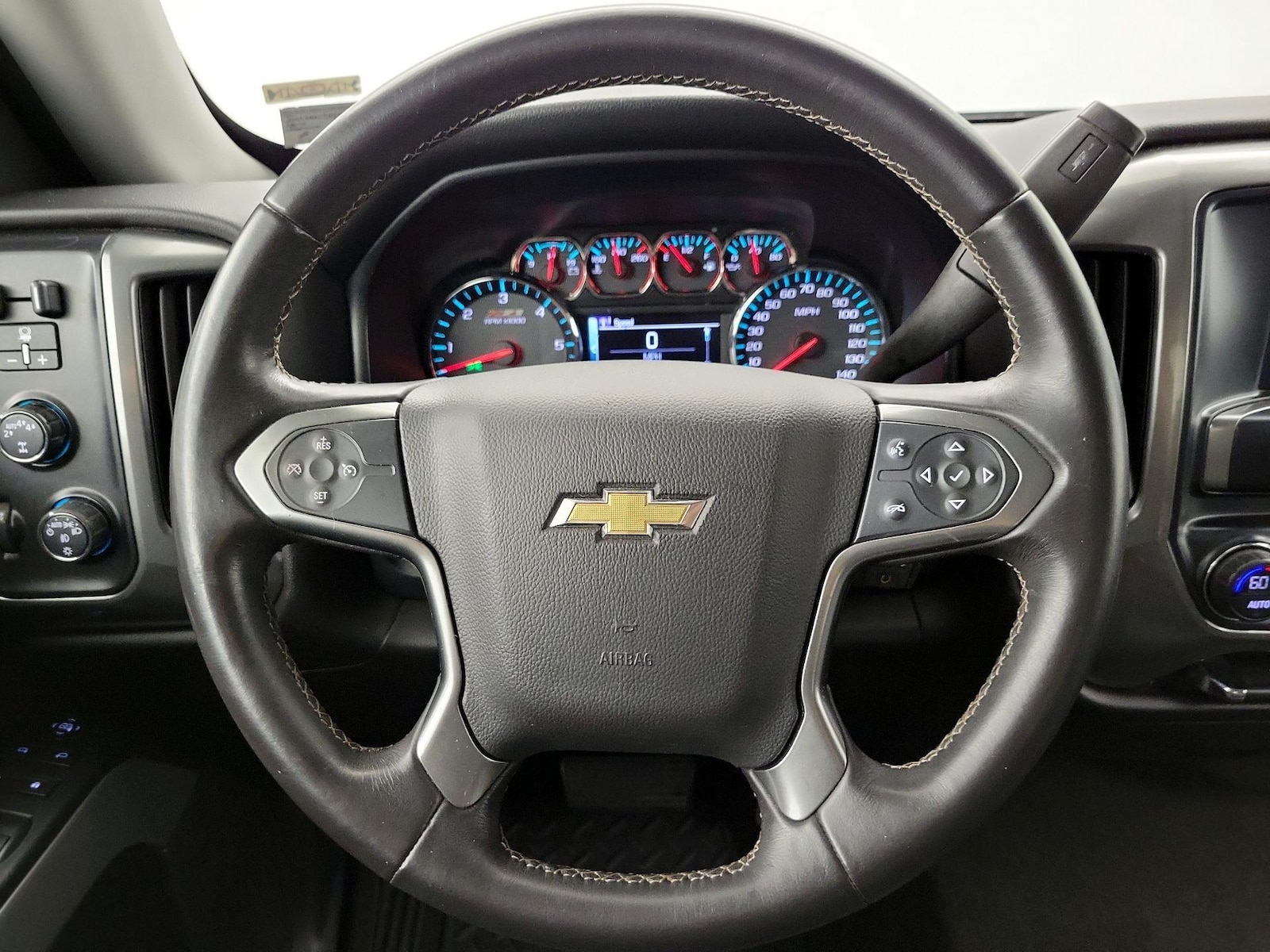 2017 Chevrolet Silverado 1500 LT - Photo 11