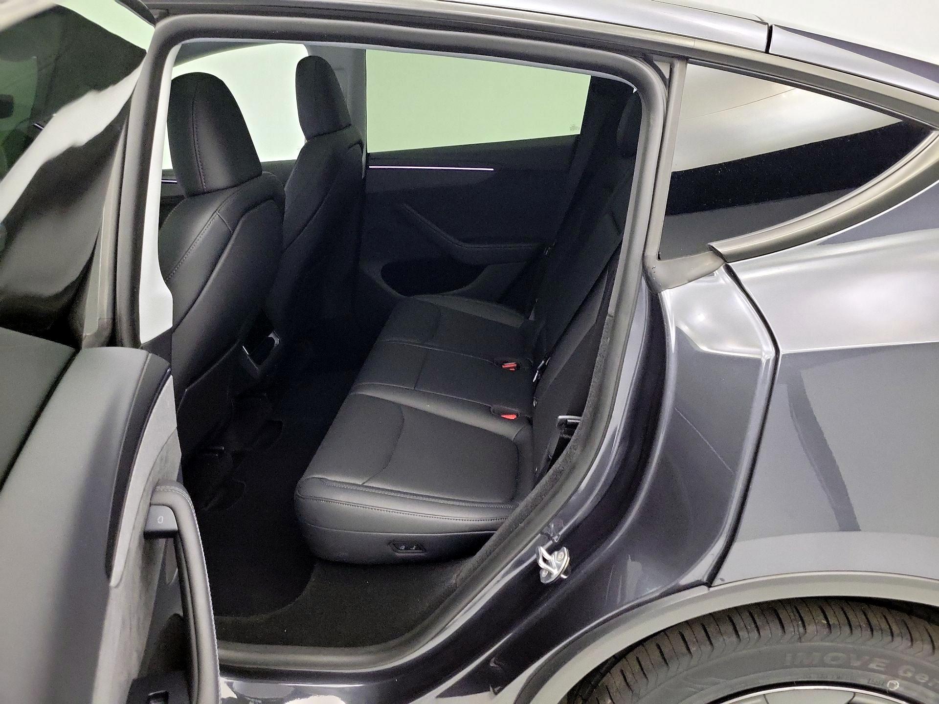 Thumbnail: 2026 Tesla Model Y - 20