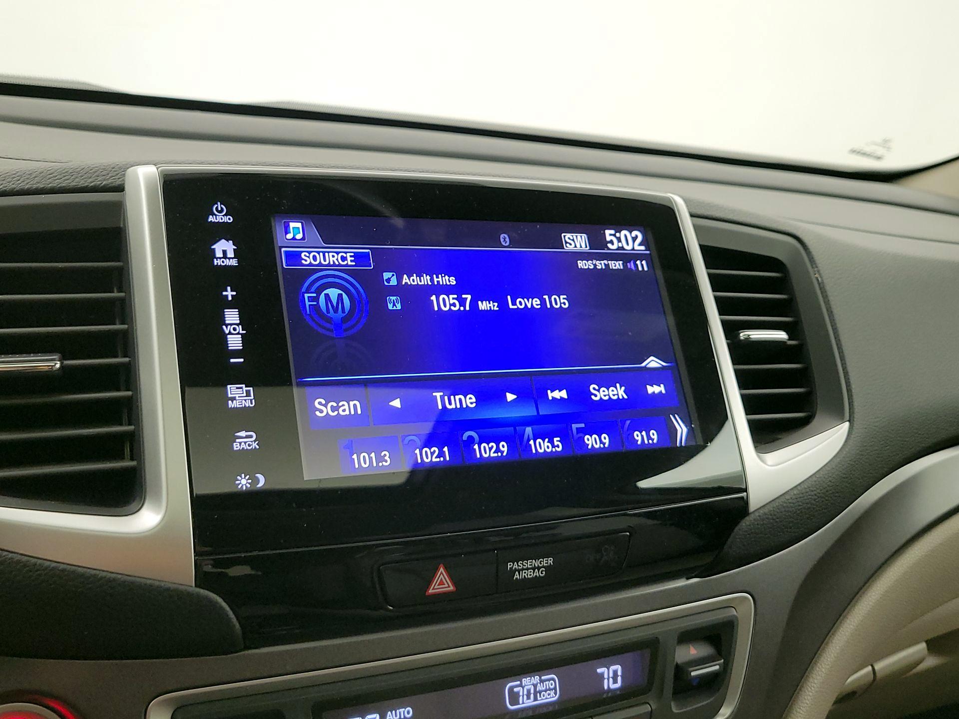 Thumbnail: 2018 Honda Pilot - 15