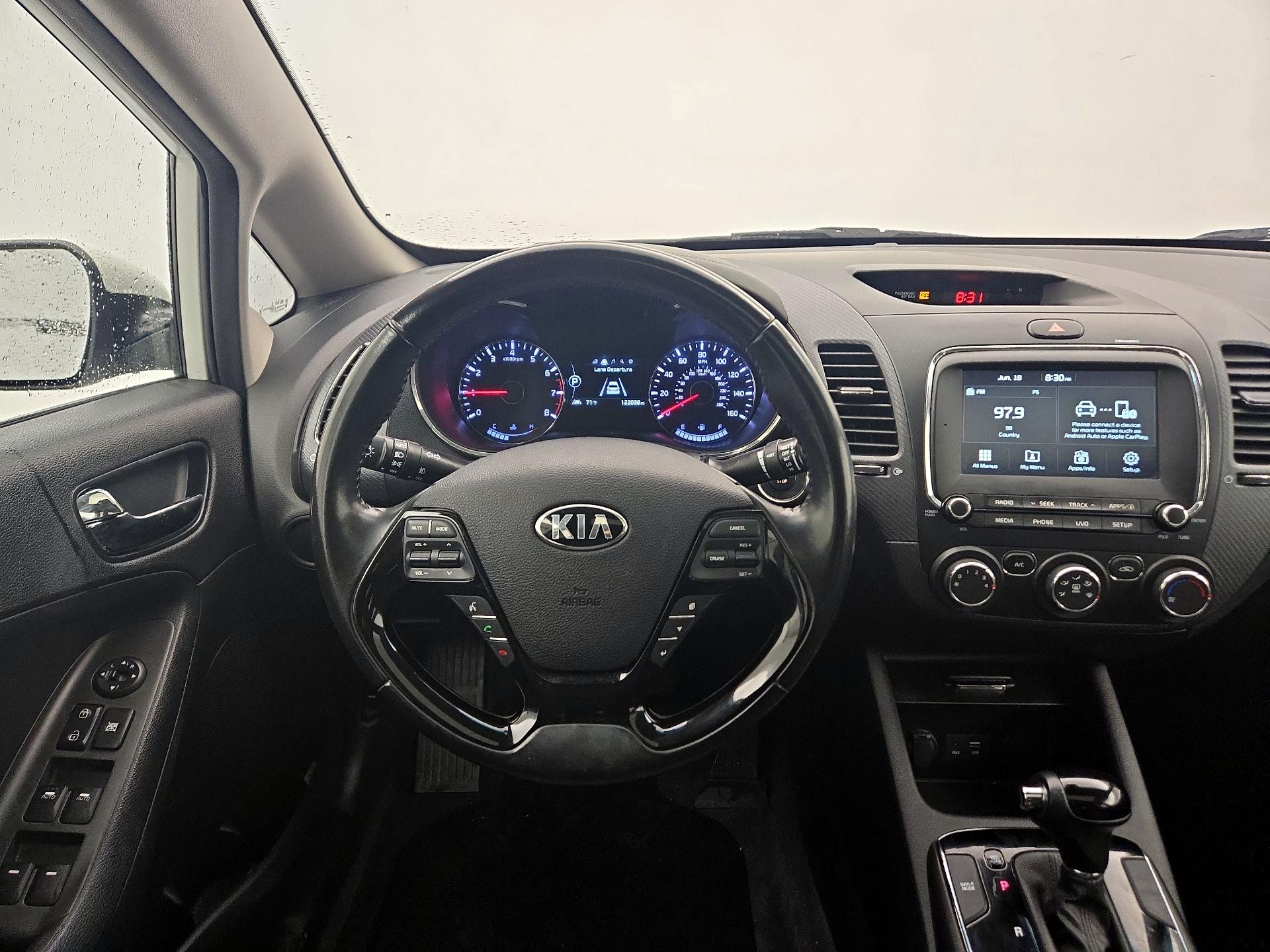 Thumbnail: 2018 Kia Forte - 10