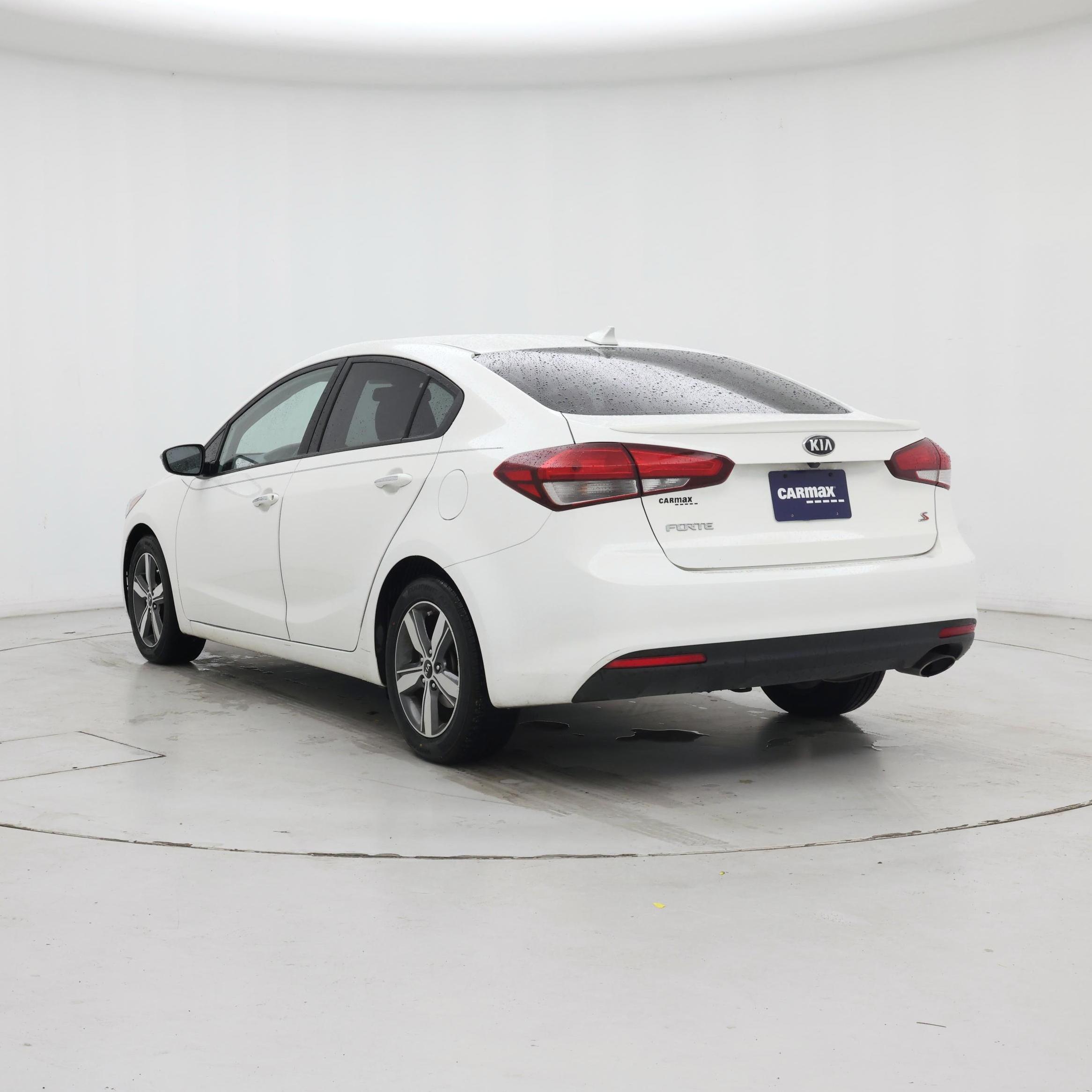 Thumbnail: 2018 Kia Forte - 2