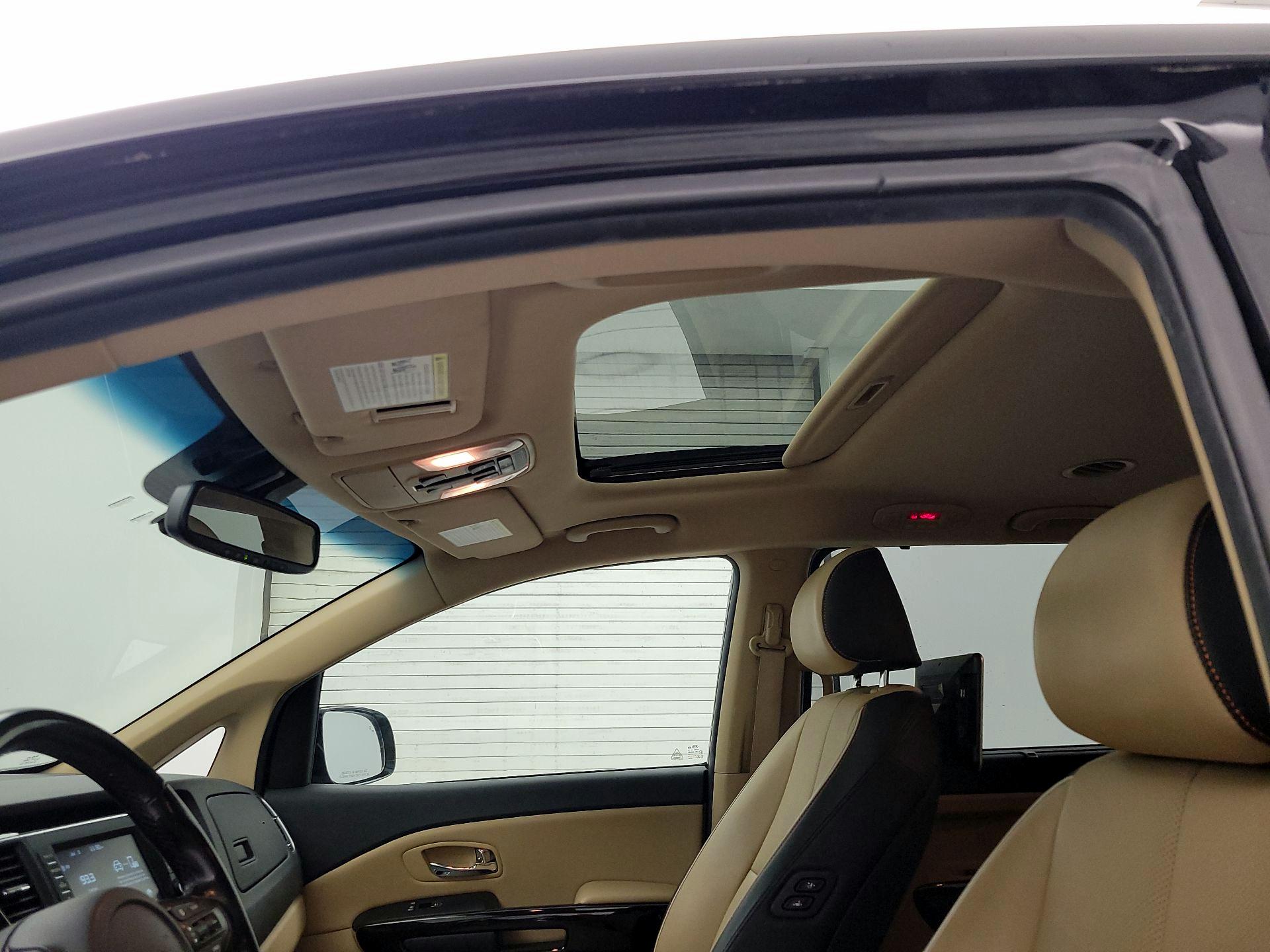 Thumbnail: 2021 Kia Sedona - 19