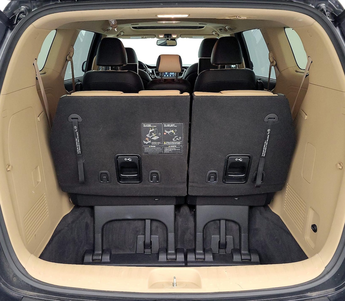 Trunk/Cargo (Seats Up)