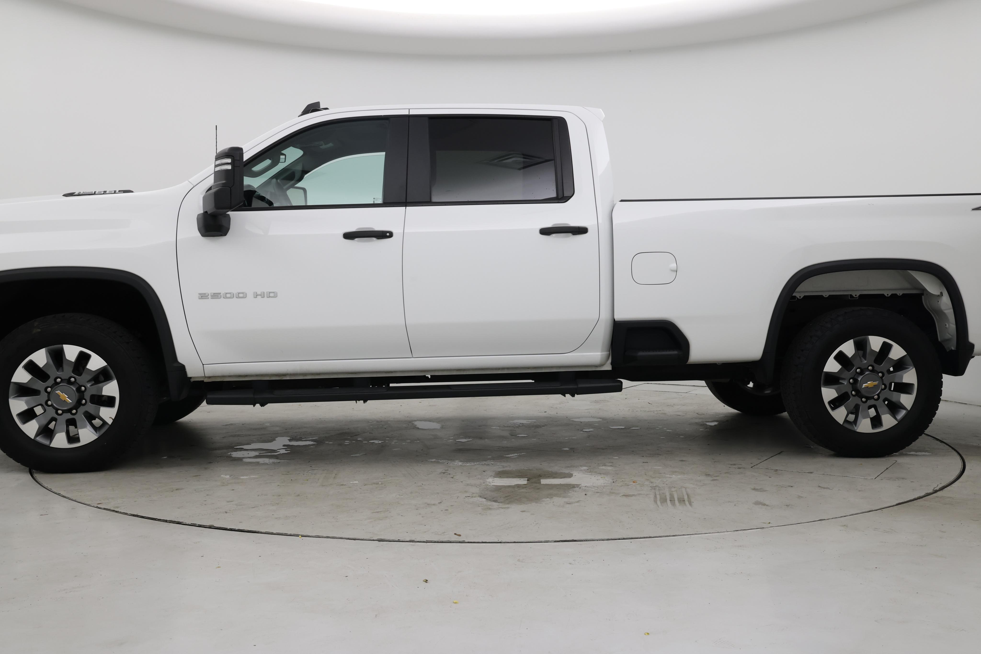 Thumbnail: 2025 Chevrolet Silverado 2500 - 3