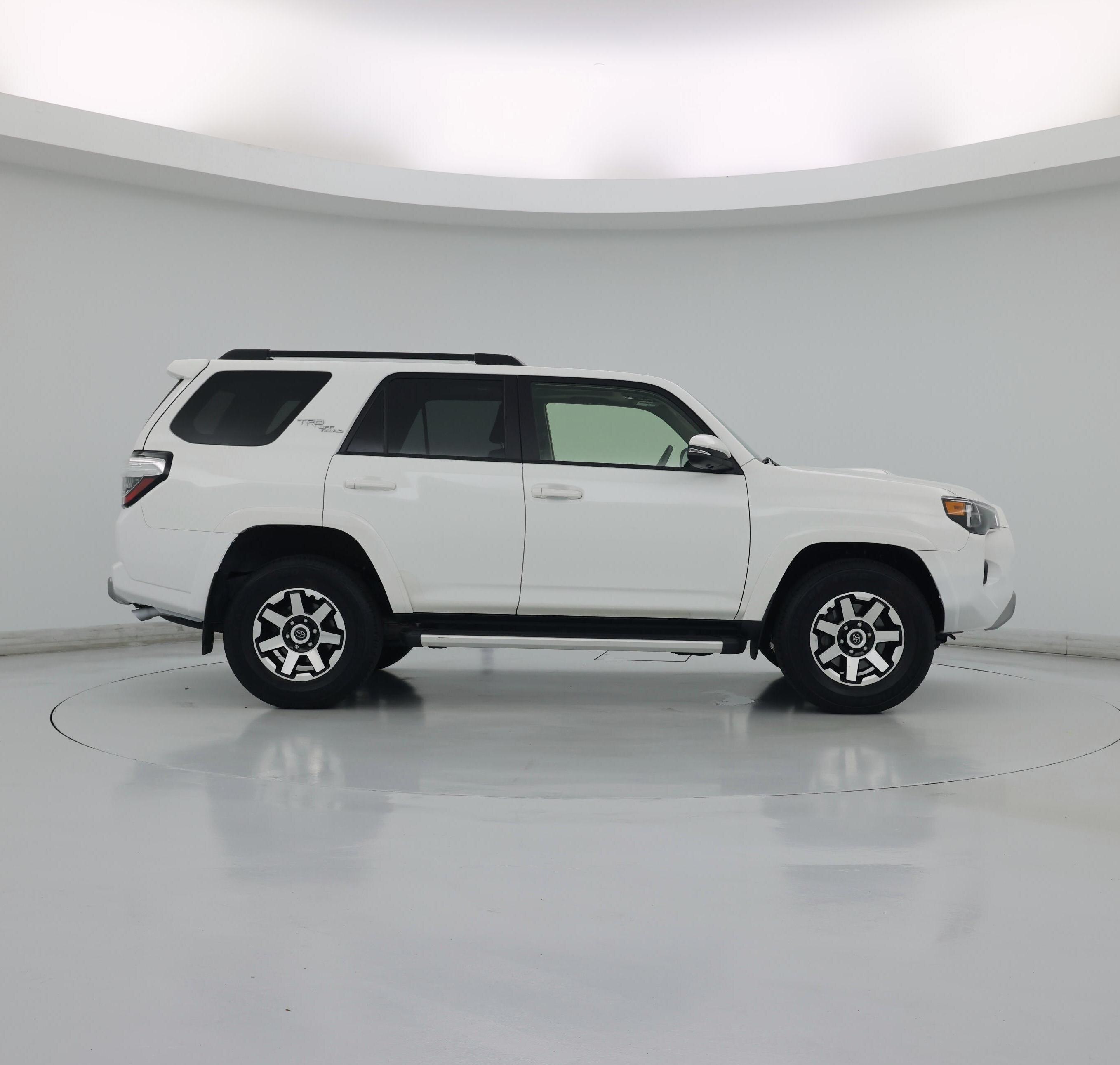 Thumbnail: 2023 Toyota 4Runner - 7