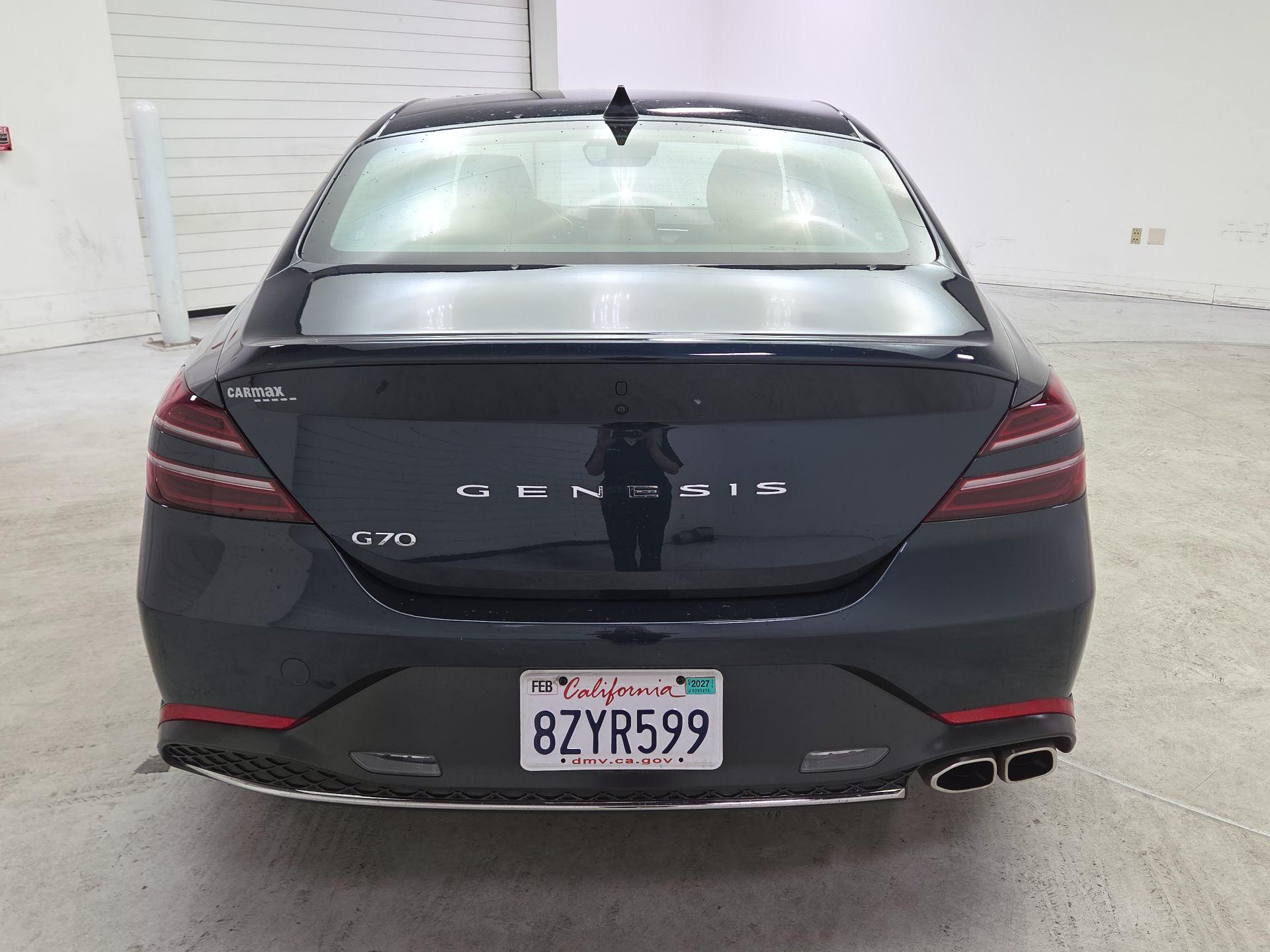 Thumbnail: 2022 Genesis G70 - 6