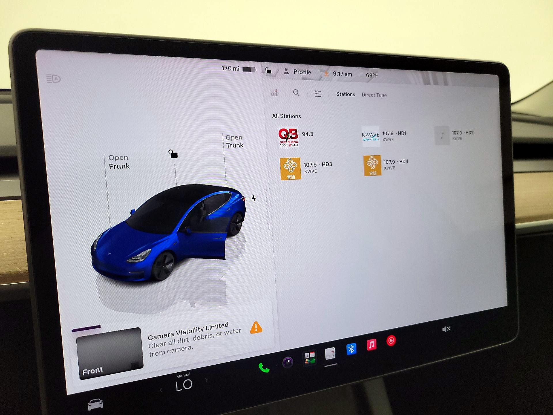 Thumbnail: 2023 Tesla Model 3 - 15