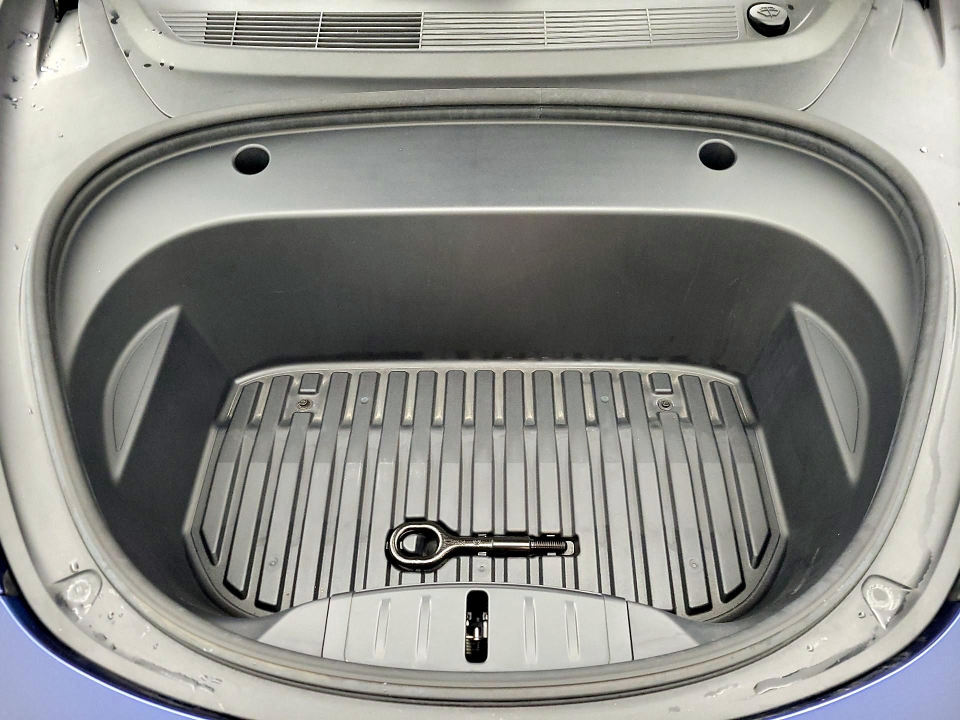 Thumbnail: 2023 Tesla Model 3 - 20