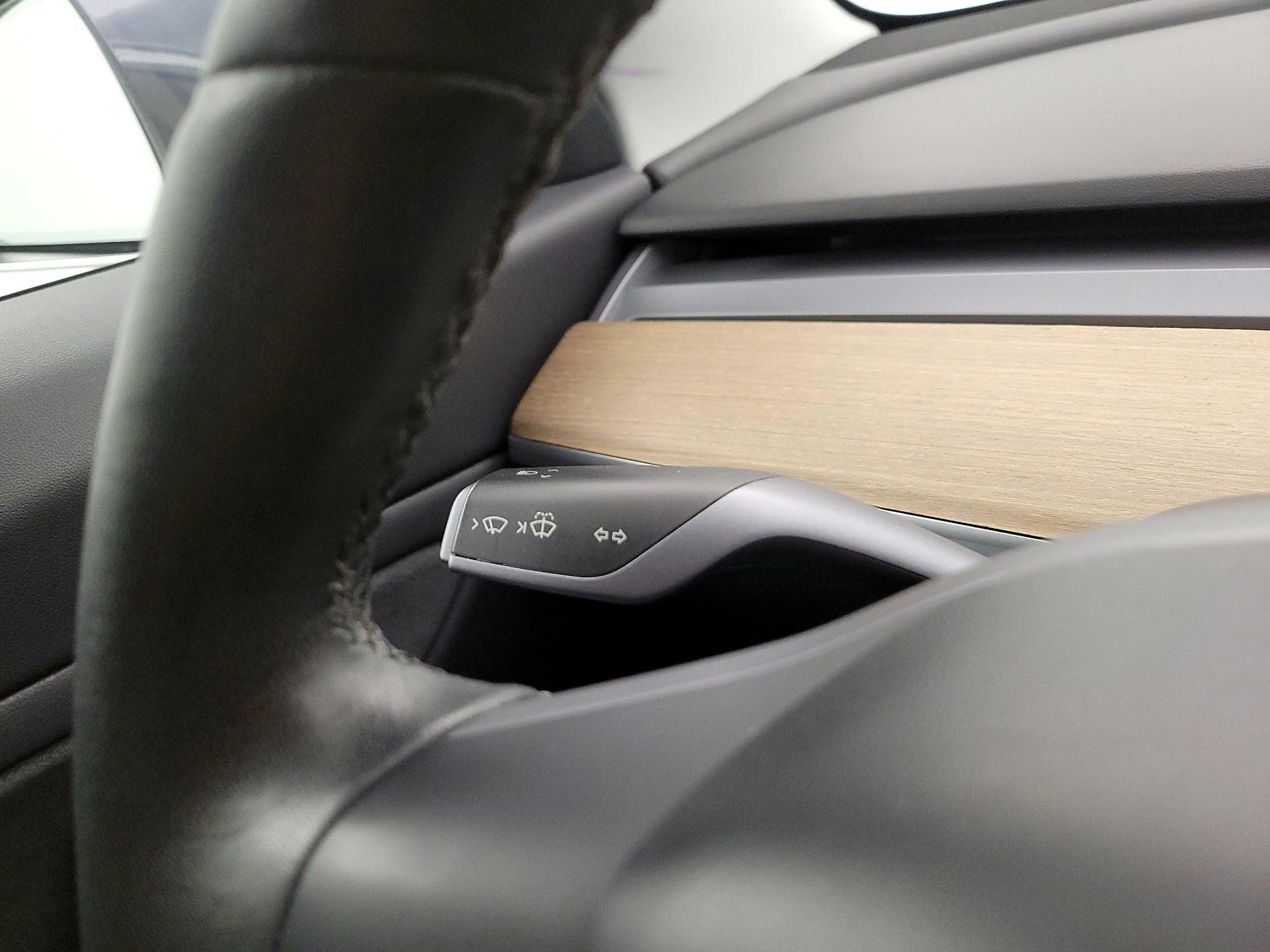 Thumbnail: 2019 Tesla Model 3 - 13