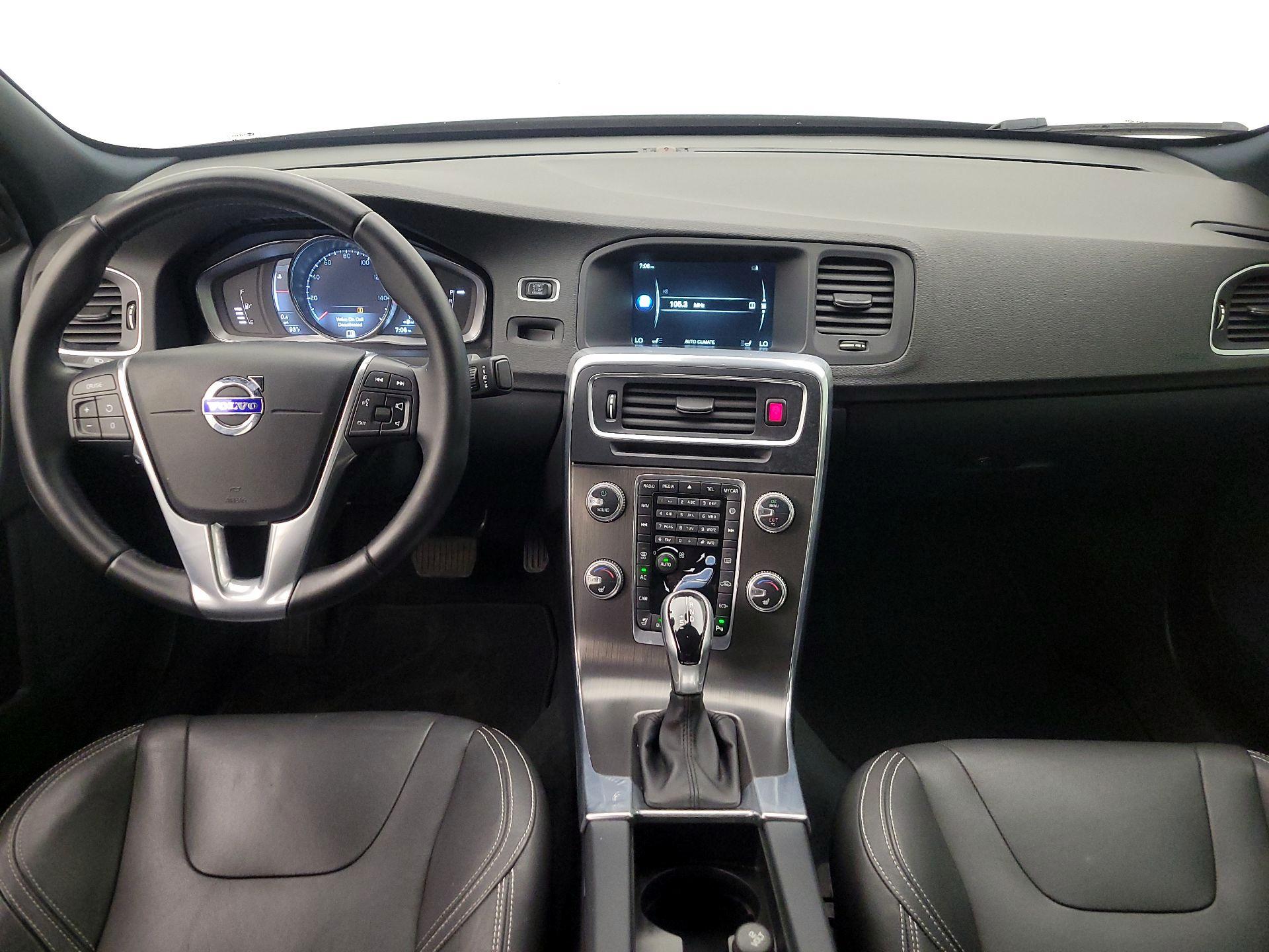 Thumbnail: 2016 Volvo S60 - 9