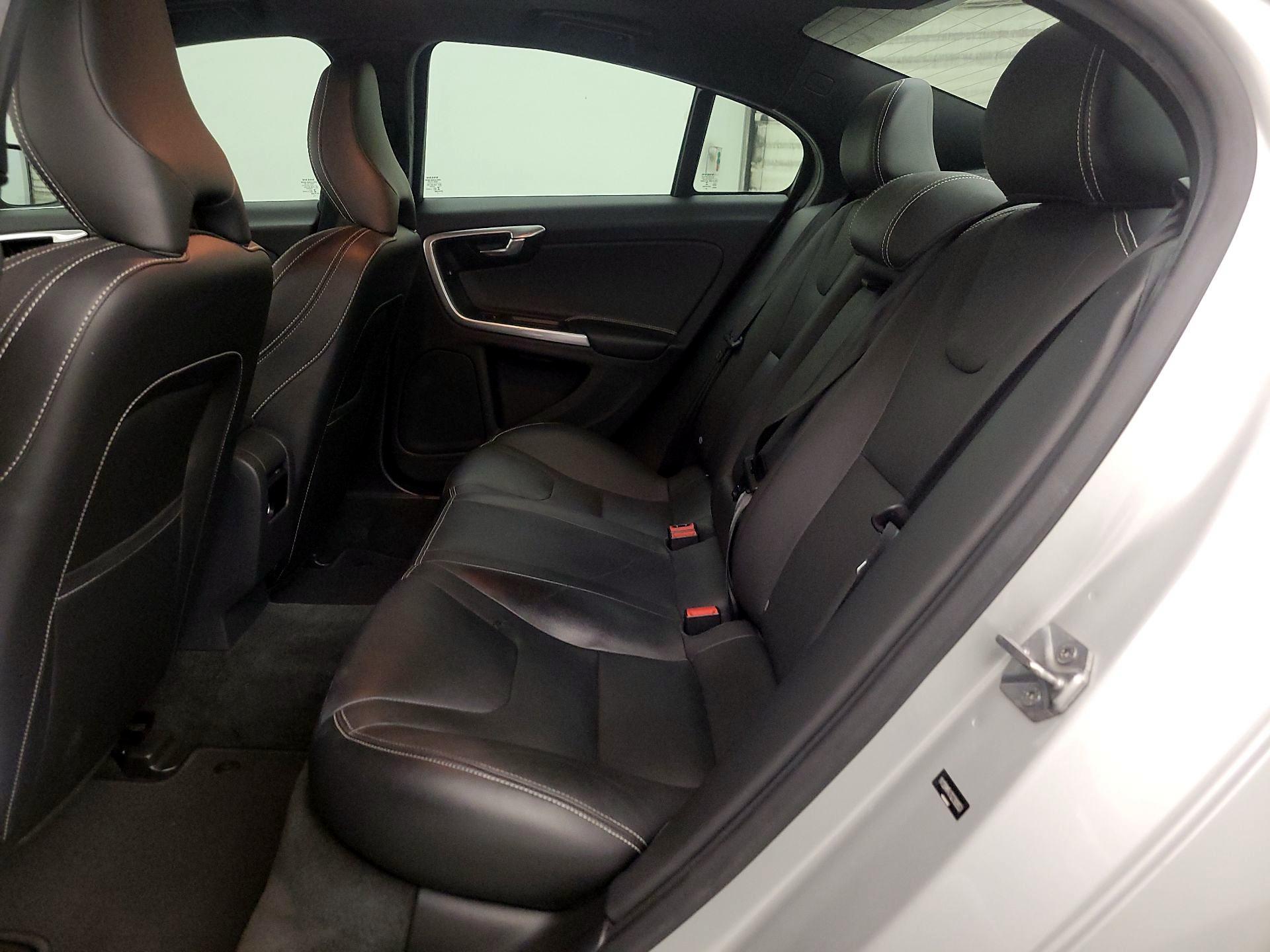 Thumbnail: 2016 Volvo S60 - 20