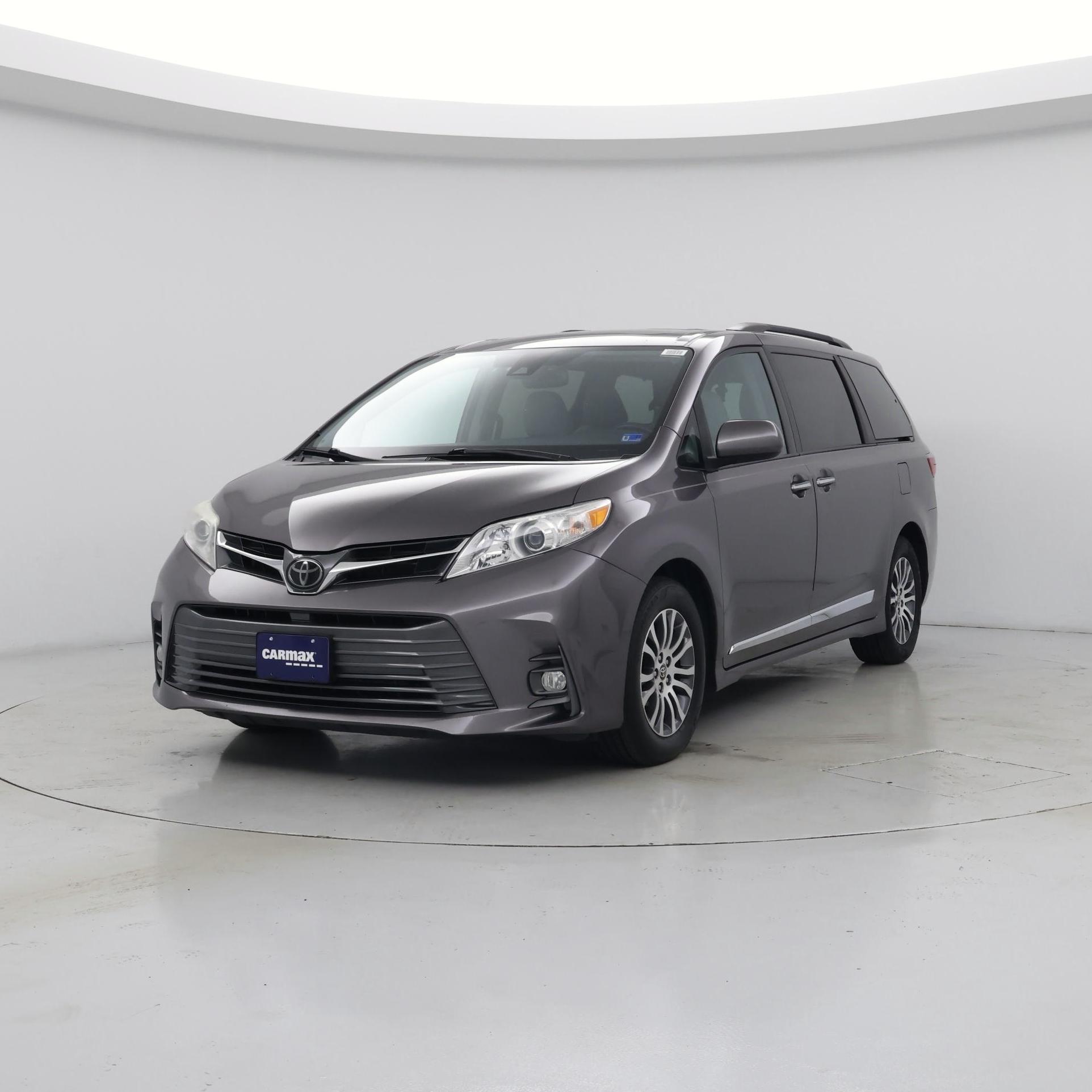 Thumbnail: 2020 Toyota Sienna - 4
