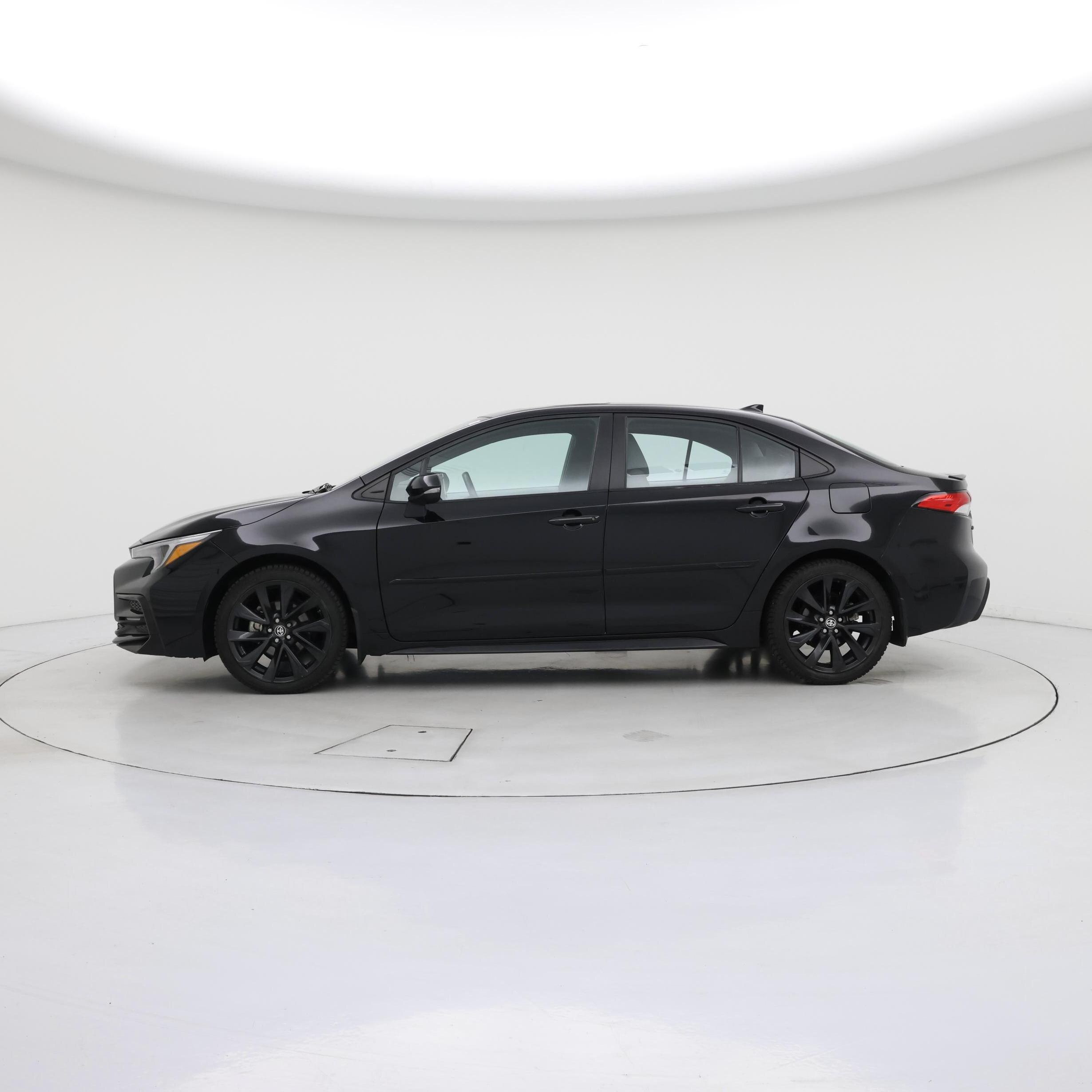 Thumbnail: 2024 Toyota Corolla - 3