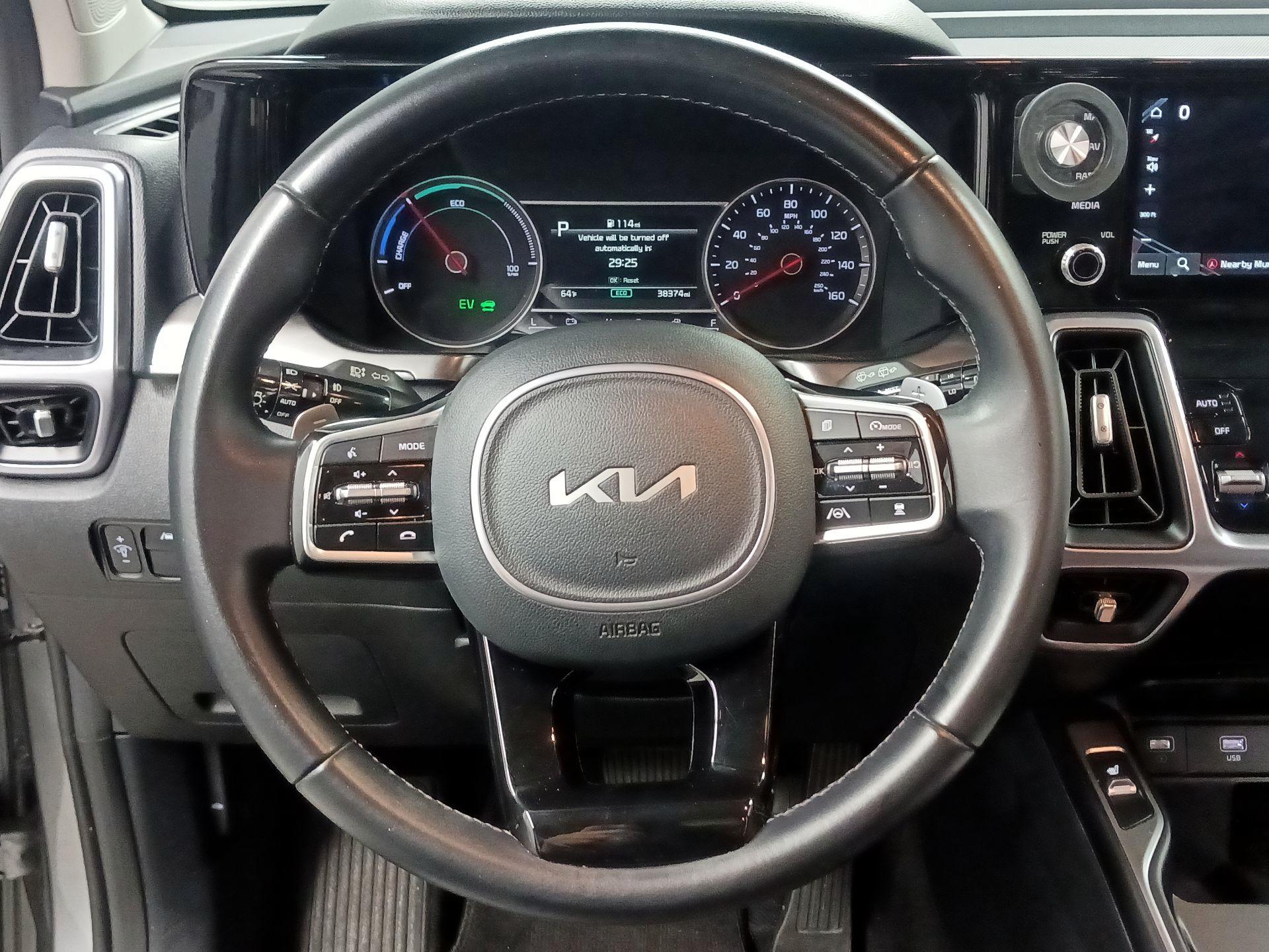 Thumbnail: 2023 Kia Sorento - 10