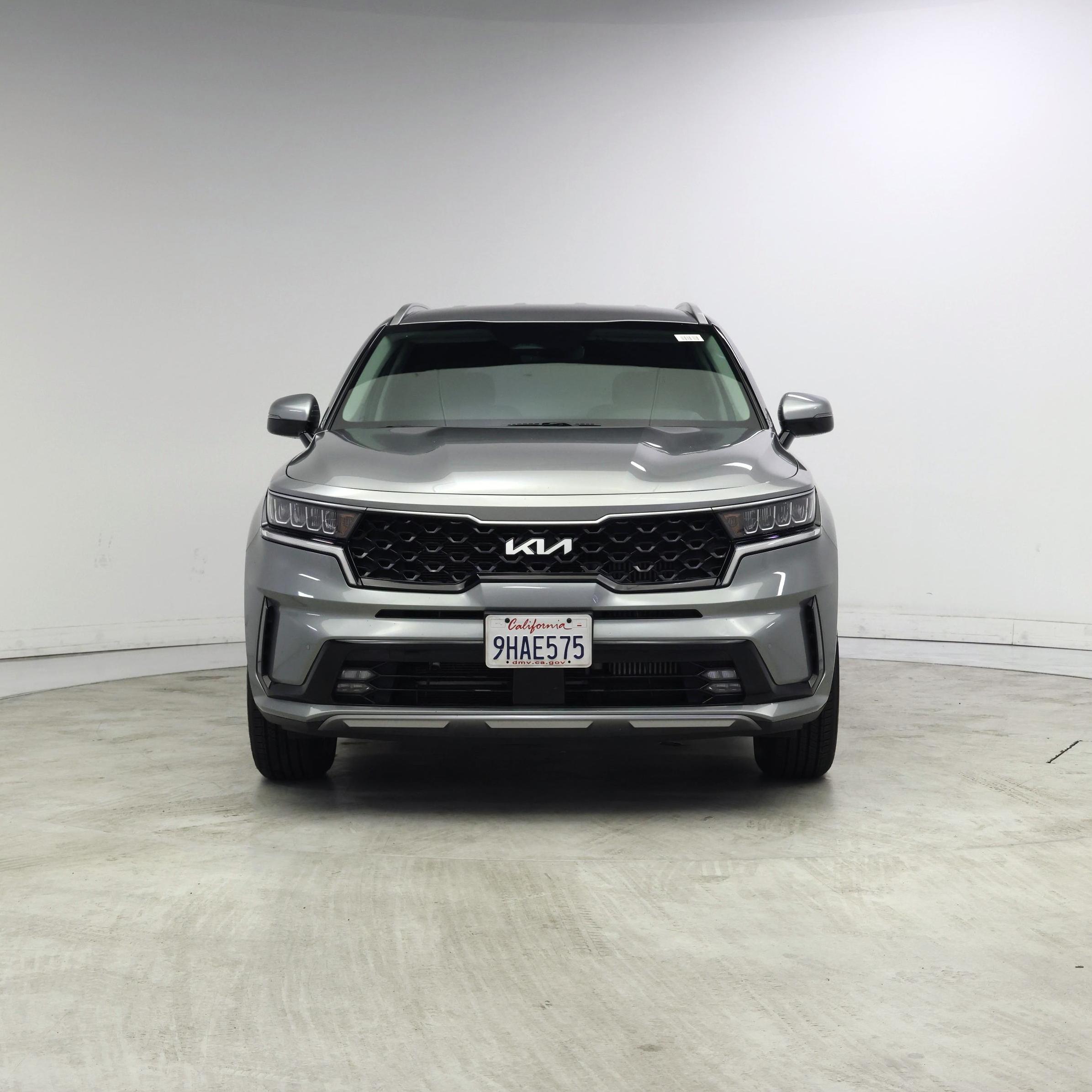 Thumbnail: 2023 Kia Sorento - 5