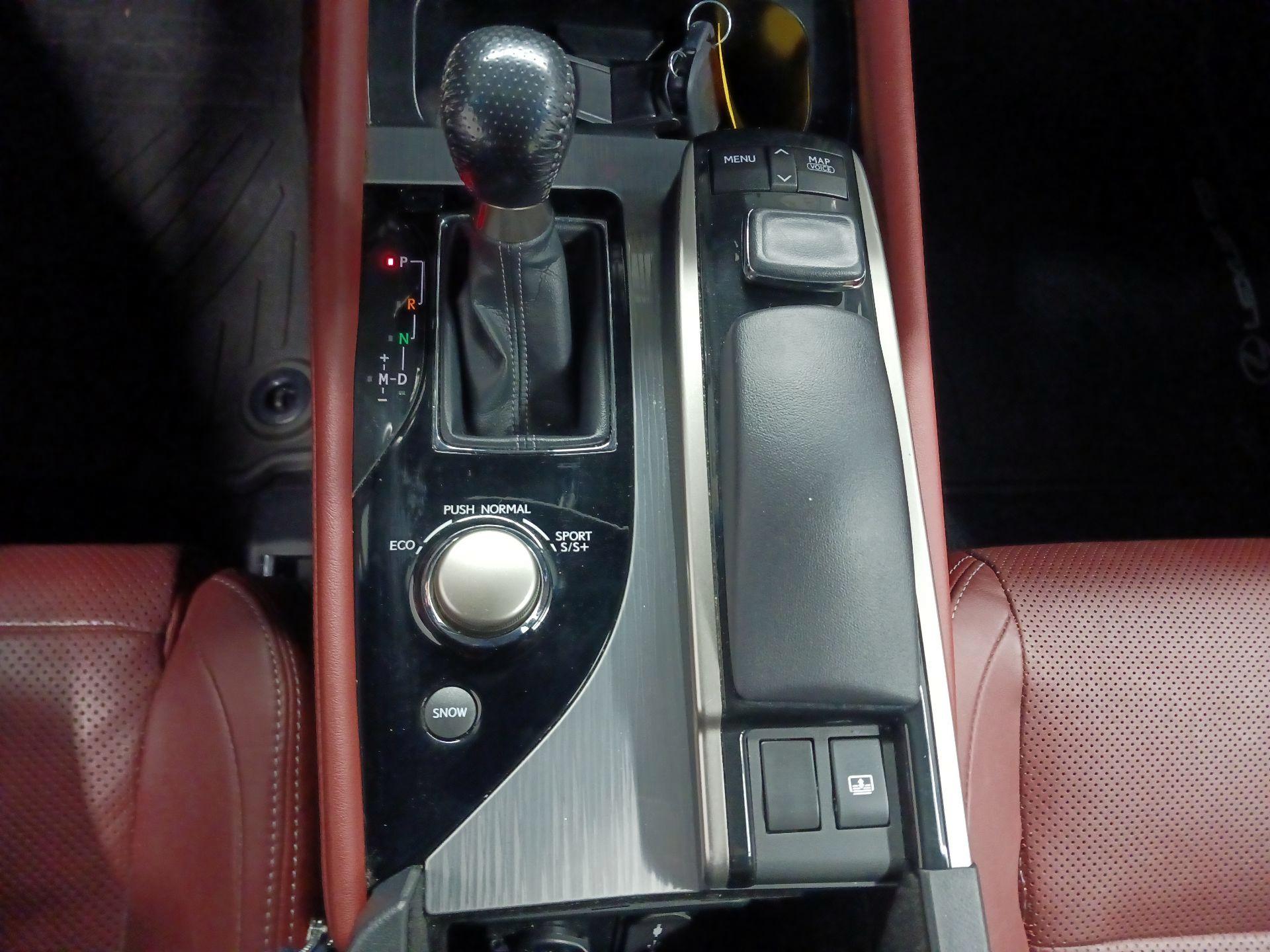 Thumbnail: 2015 Lexus GS - 15