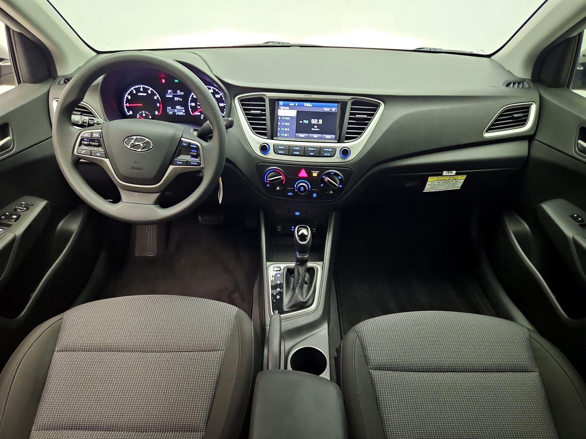 Thumbnail: 2022 Hyundai Accent - 9