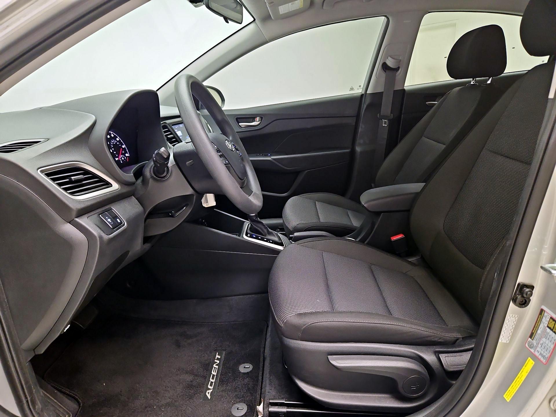 Thumbnail: 2022 Hyundai Accent - 11