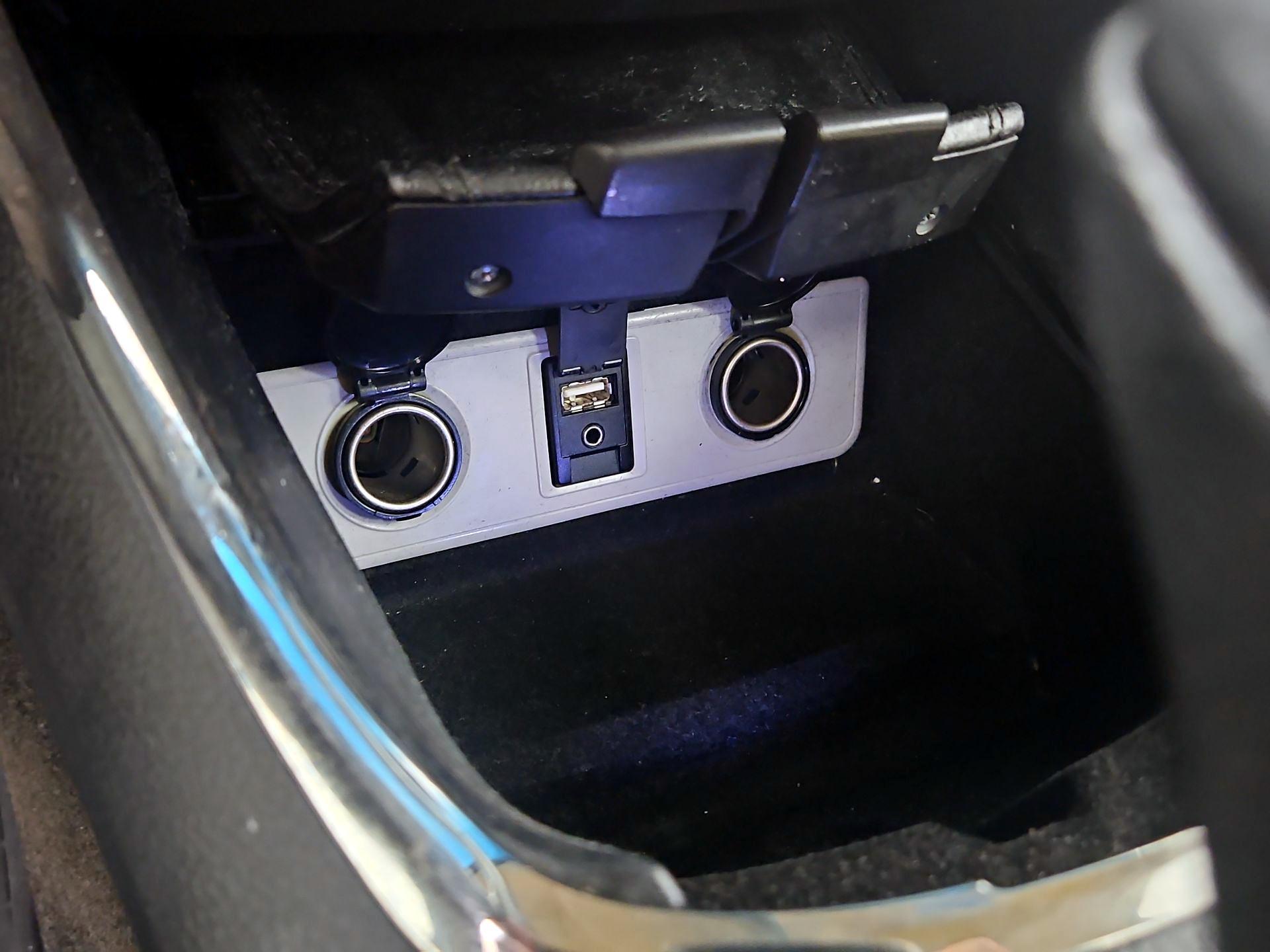 Thumbnail: 2014 Toyota Avalon - 18