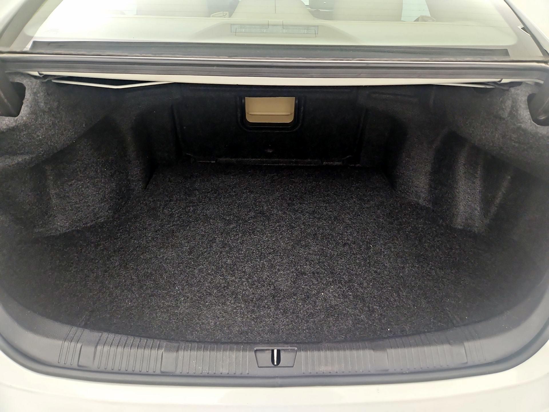 Thumbnail: 2014 Toyota Avalon - 20