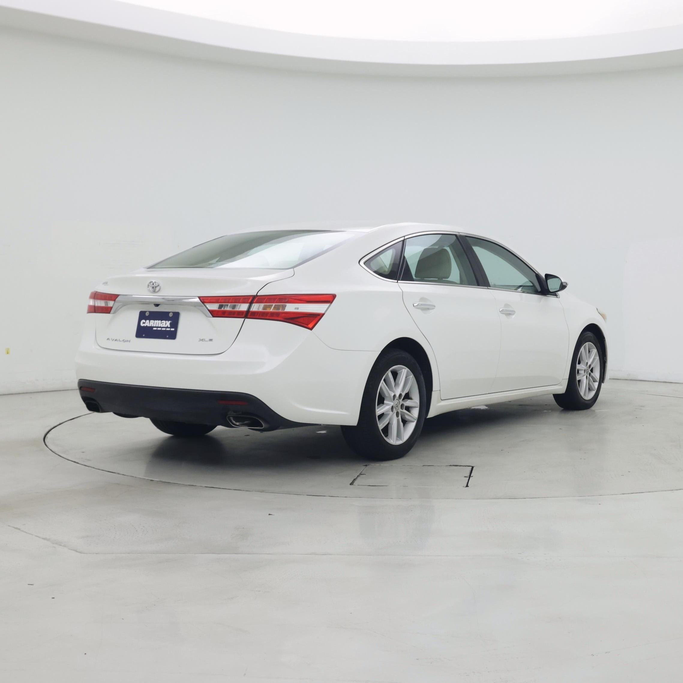 Thumbnail: 2014 Toyota Avalon - 8
