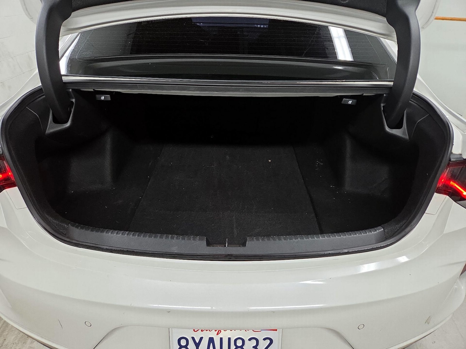 2021 Acura TLX Technology Package - Photo 18