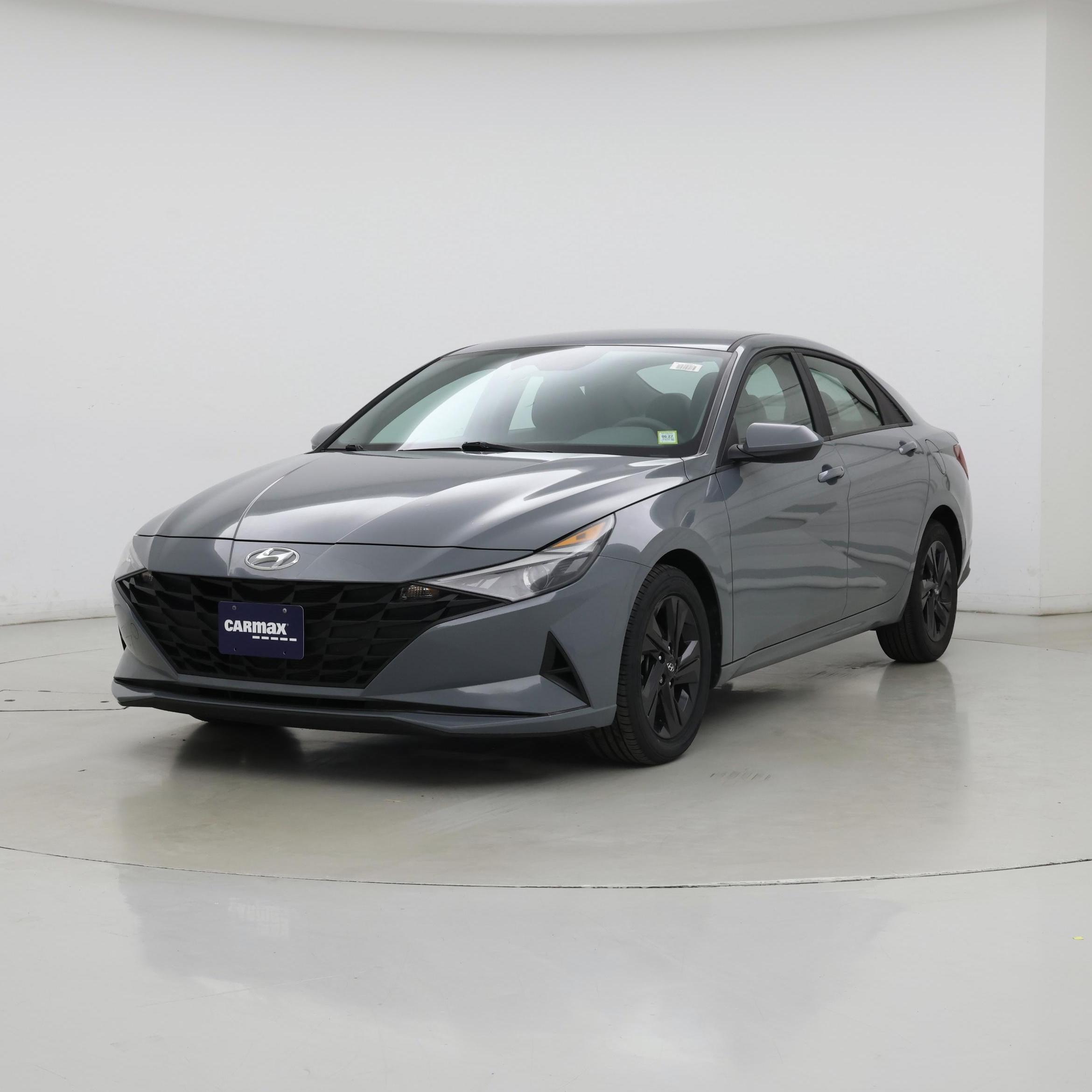 Thumbnail: 2022 Hyundai Elantra - 4