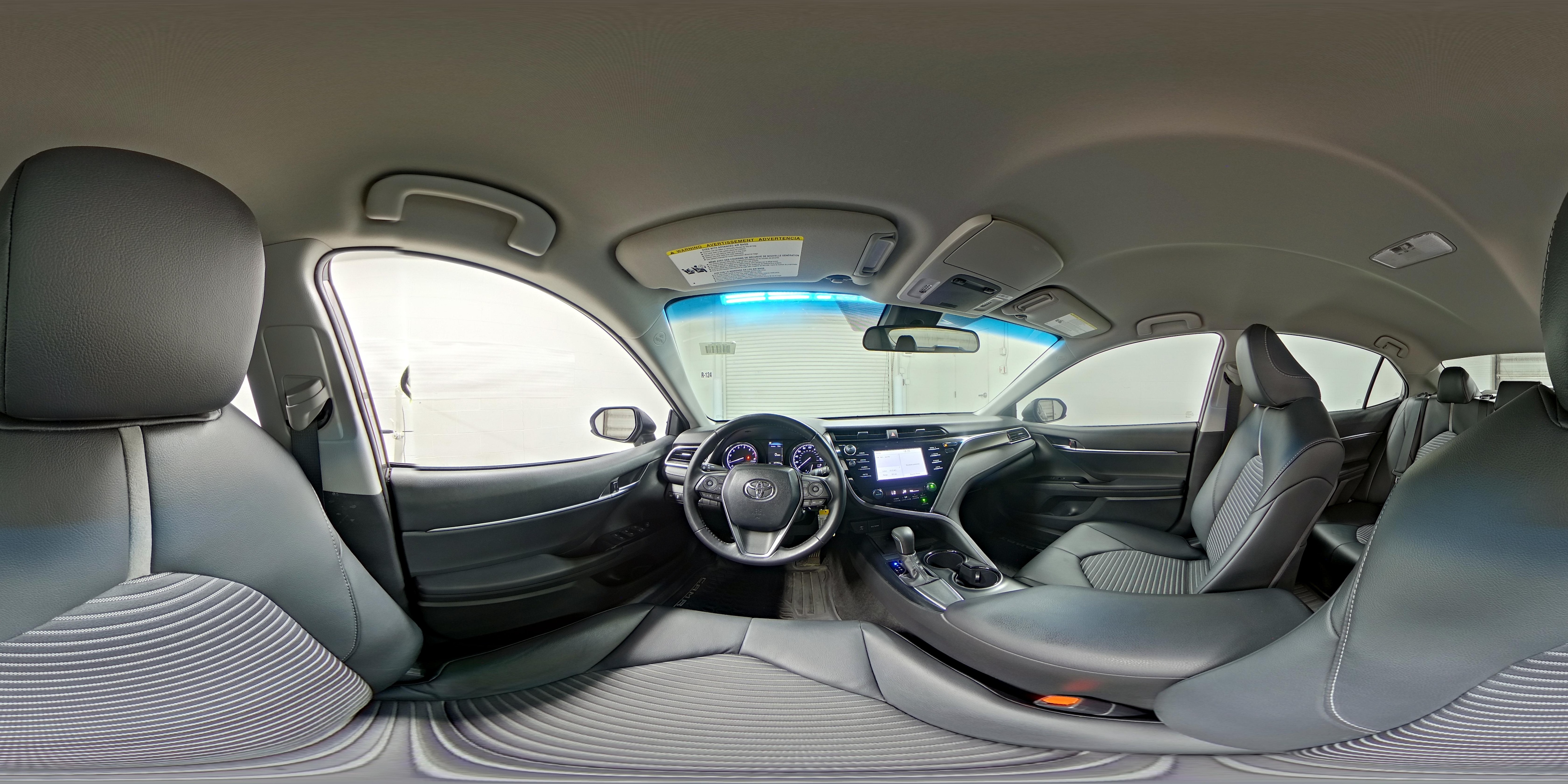 2018 Toyota Camry SE - Photo 26