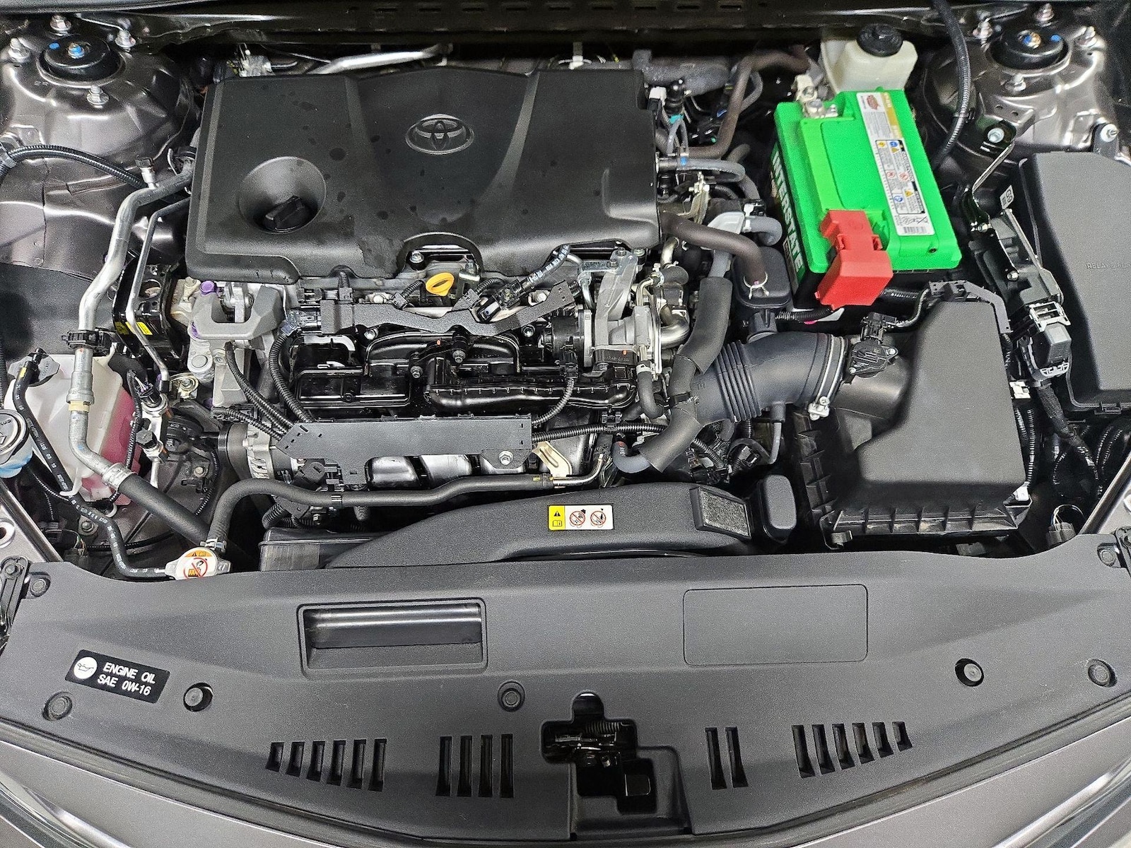 2018 Toyota Camry SE - Photo 22