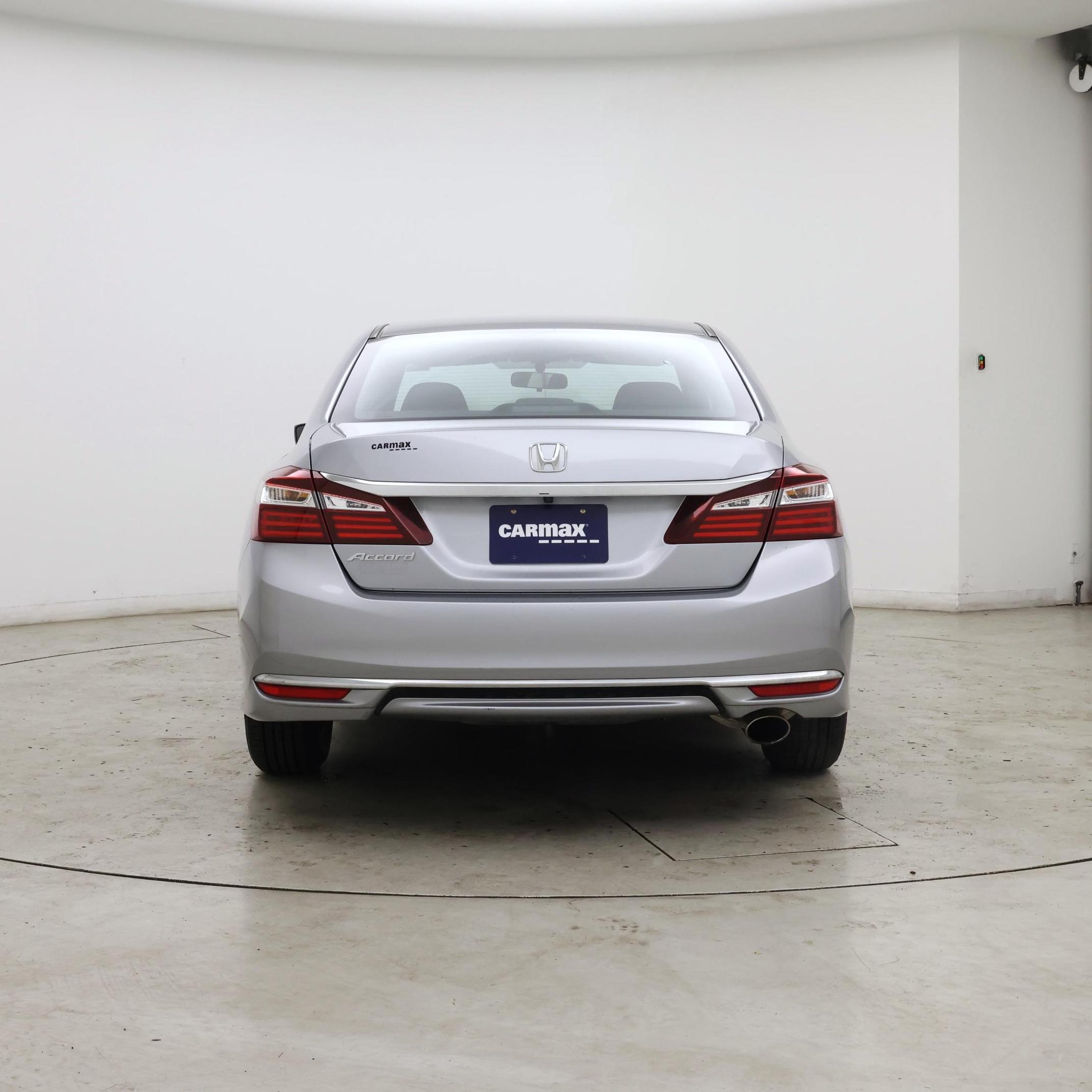 Thumbnail: 2017 Honda Accord - 6