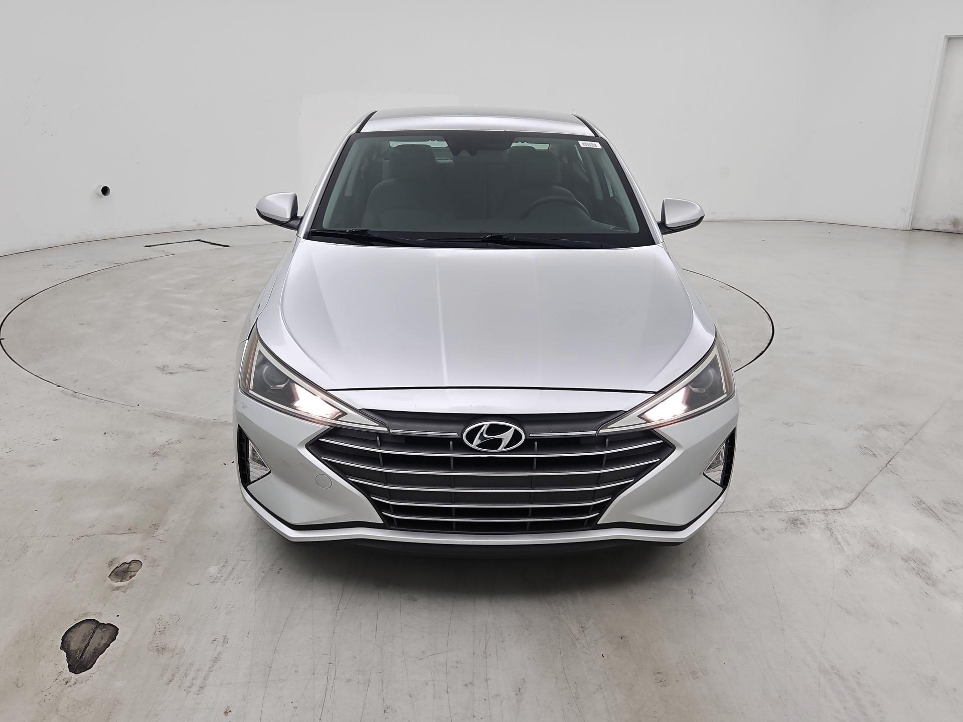 Thumbnail: 2019 Hyundai Elantra - 2