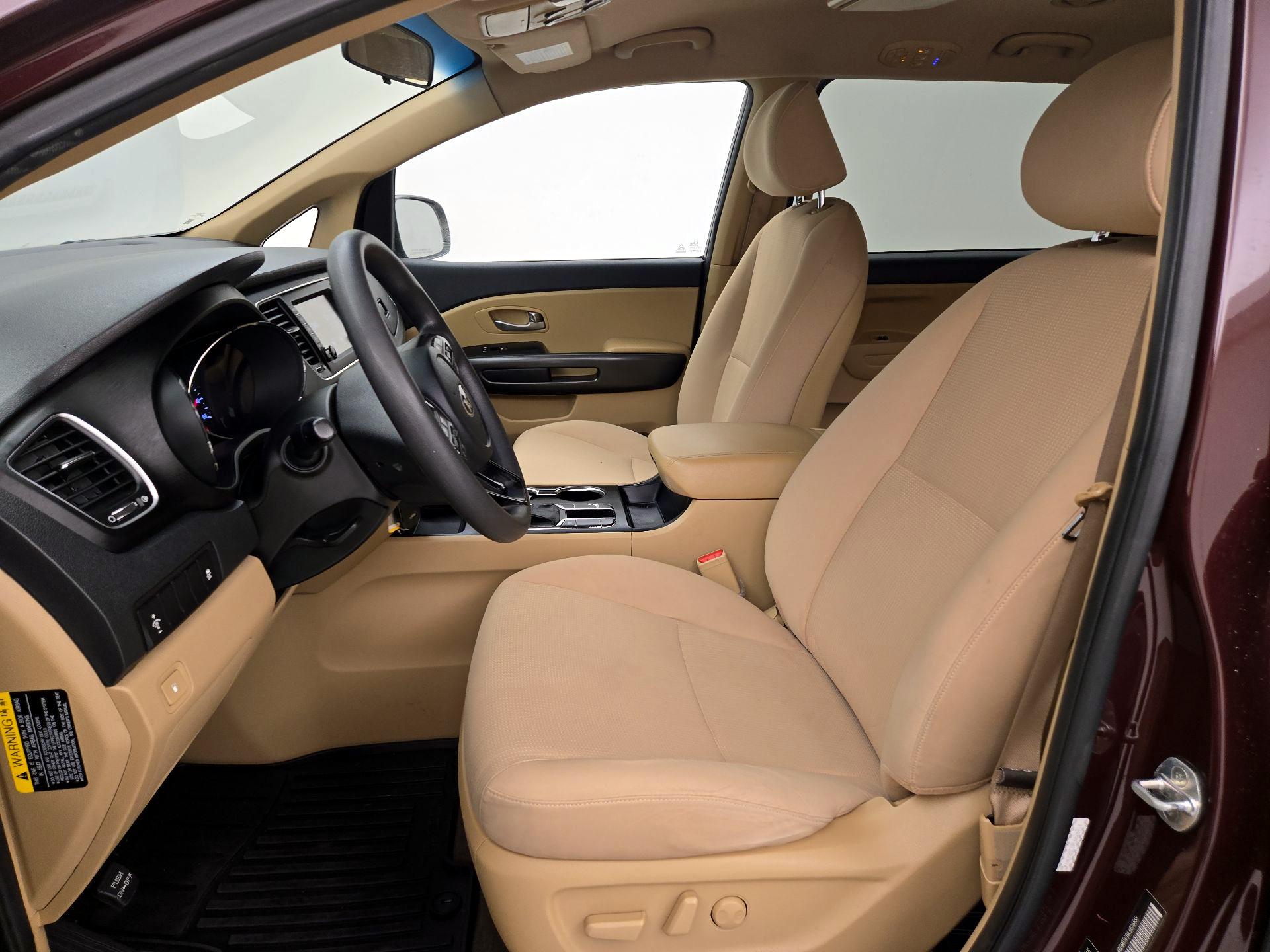 Thumbnail: 2020 Kia Sedona - 11