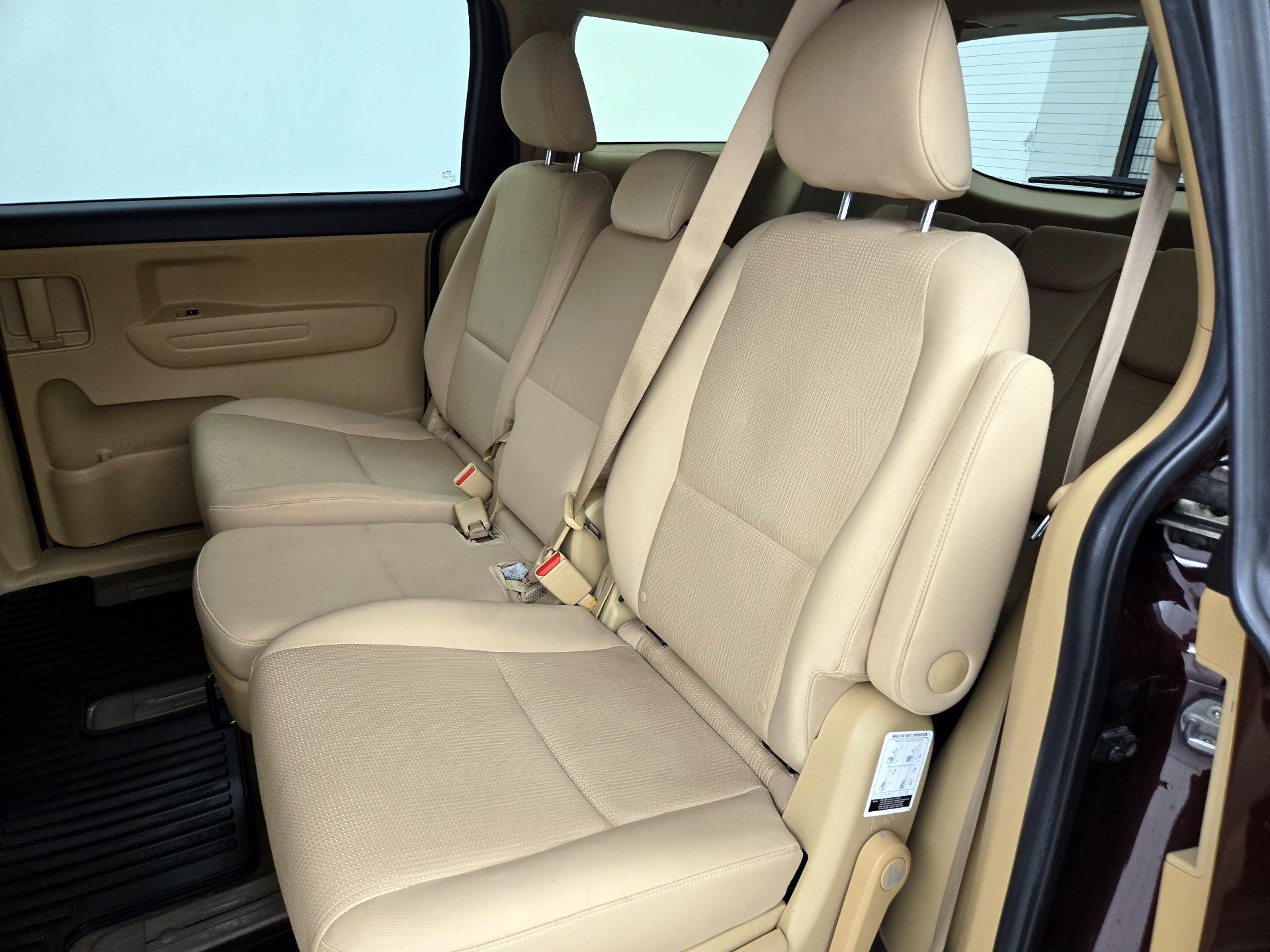 Thumbnail: 2020 Kia Sedona - 19