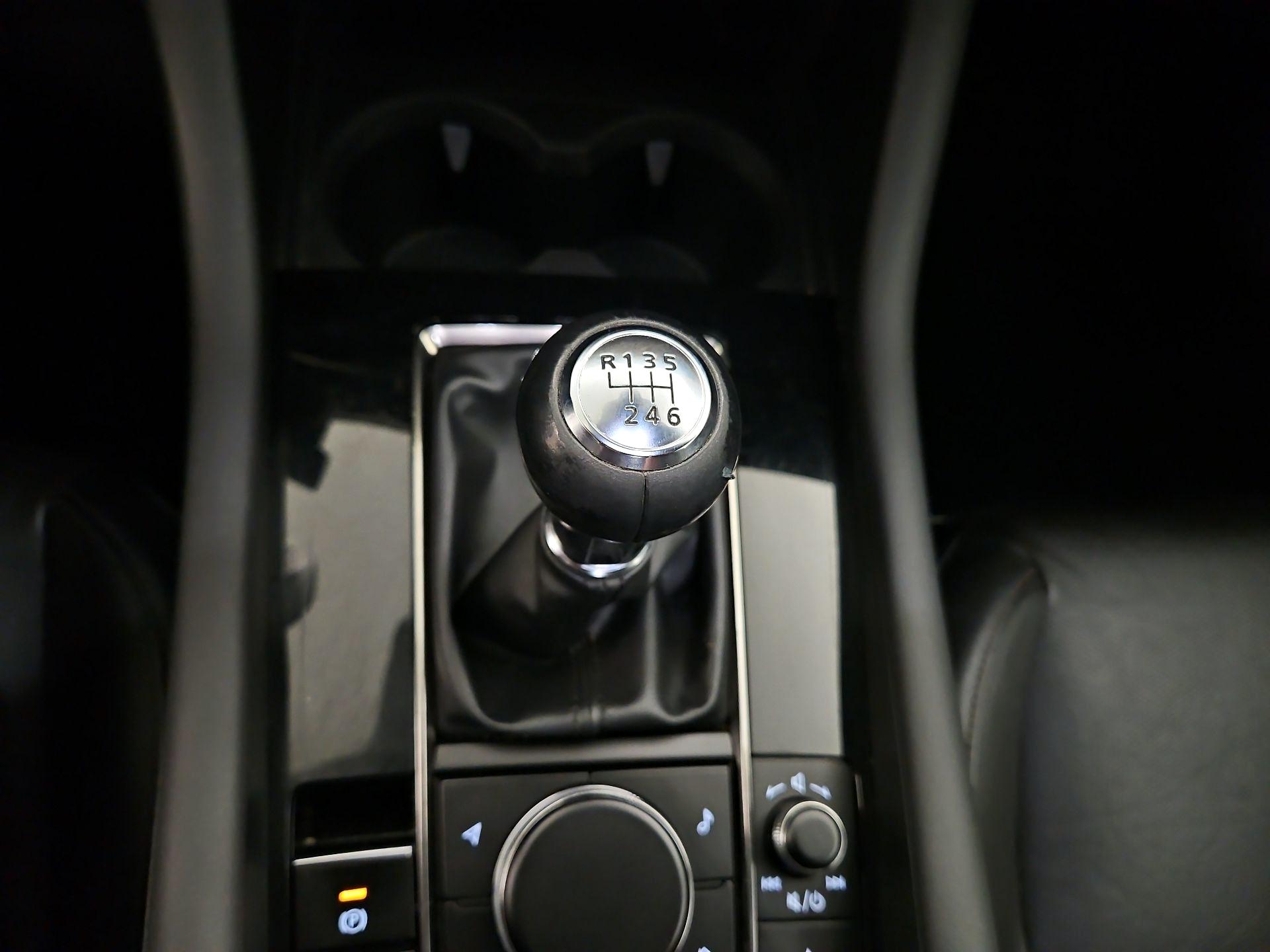 Thumbnail: 2021 Mazda Mazda3 - 17