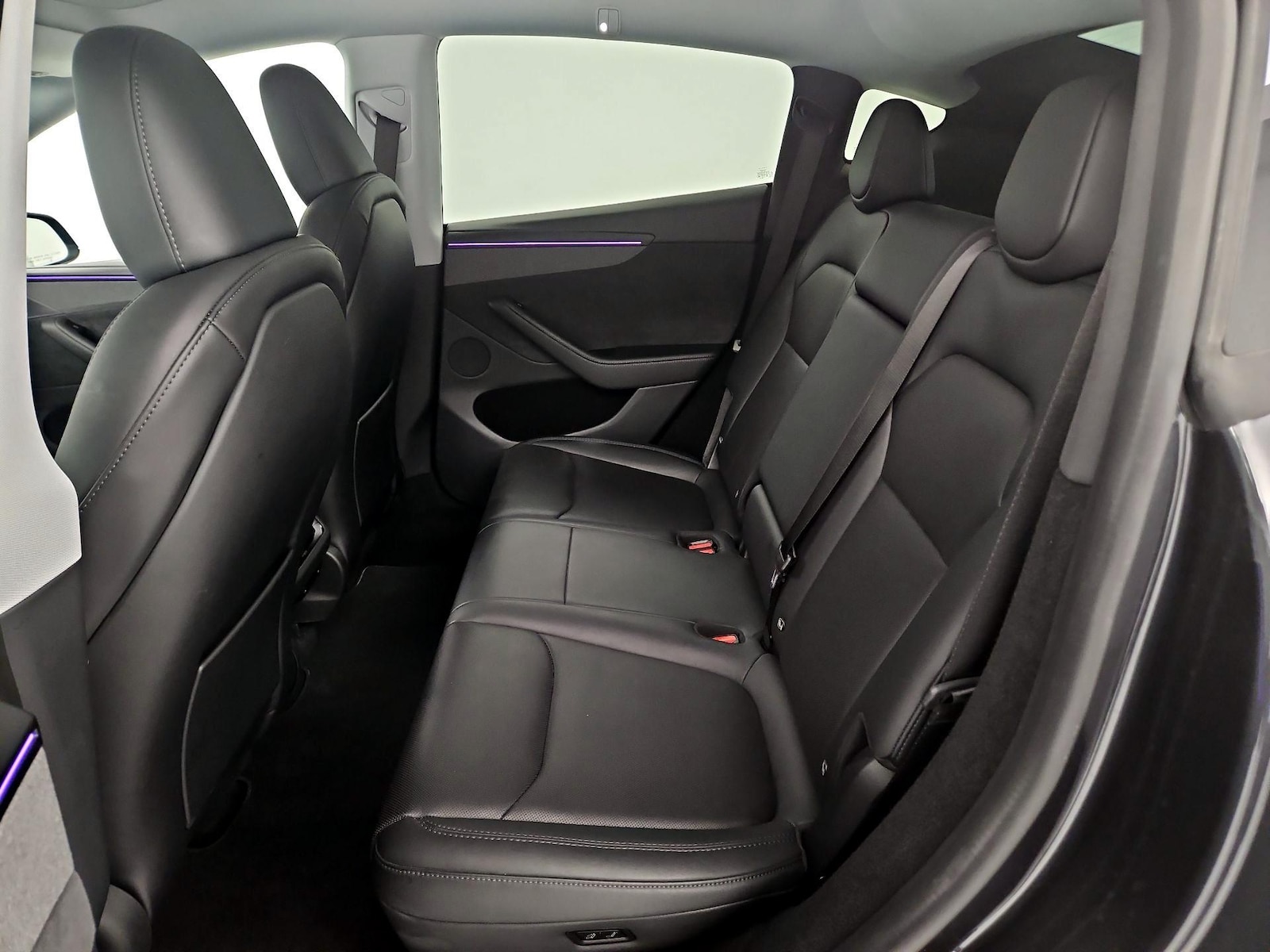 2026 Tesla Model Y Premium - Photo 17